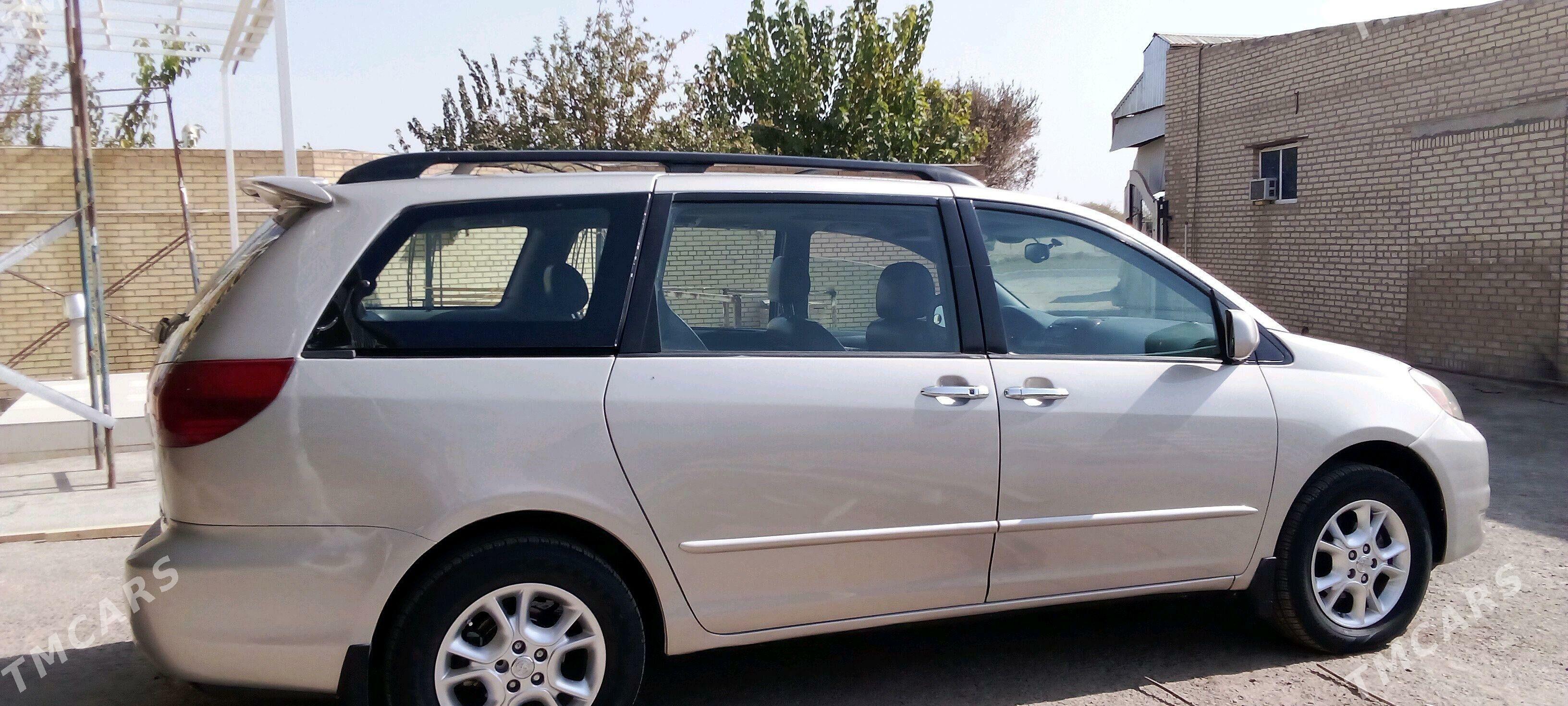Toyota Sienna 2005 - 240 000 TMT - Mary - img 1
