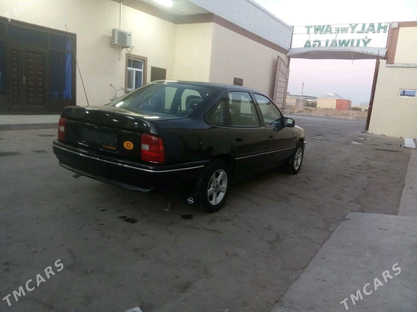 Opel Vectra 1991 - 35 000 TMT - Мары - img 3