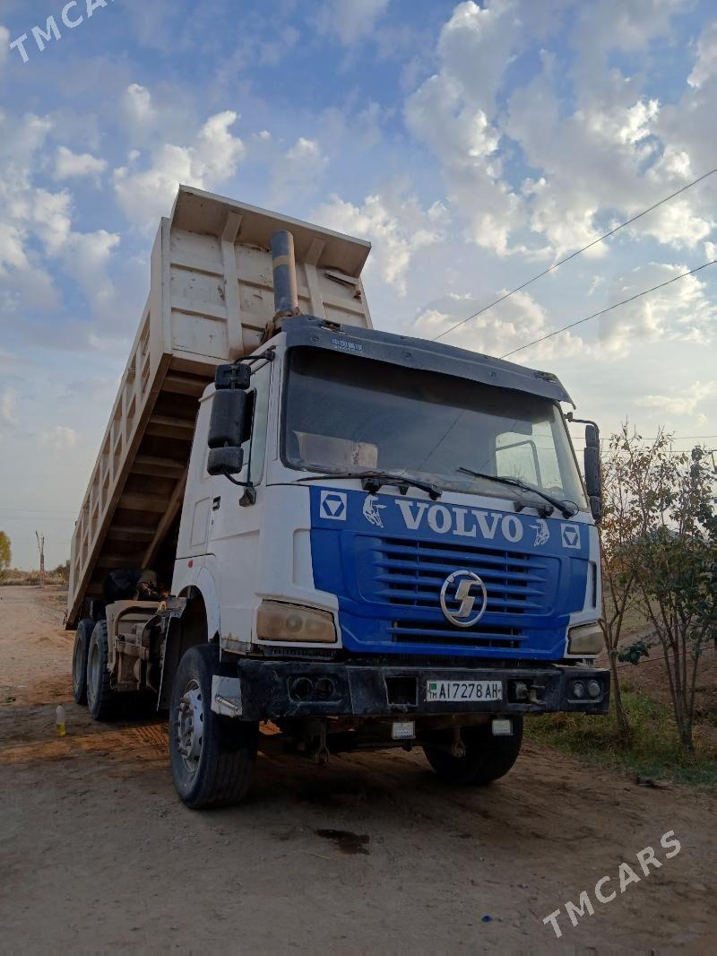 Howo Sinotruk 2015 - 205 000 TMT - Görogly (Tagta) - img 3