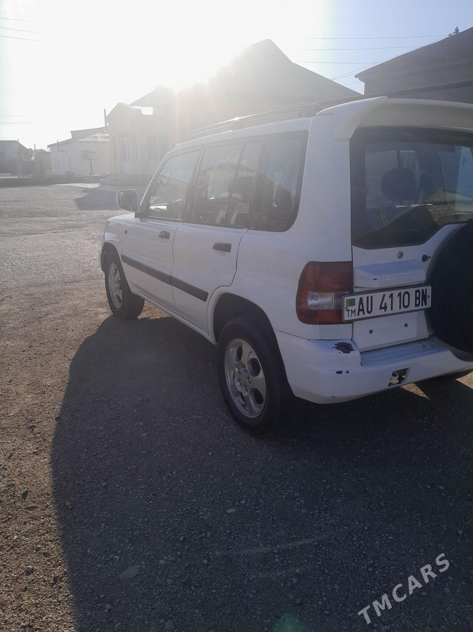 Mitsubishi Pajero 2000 - 60 000 TMT - Гумдаг - img 4