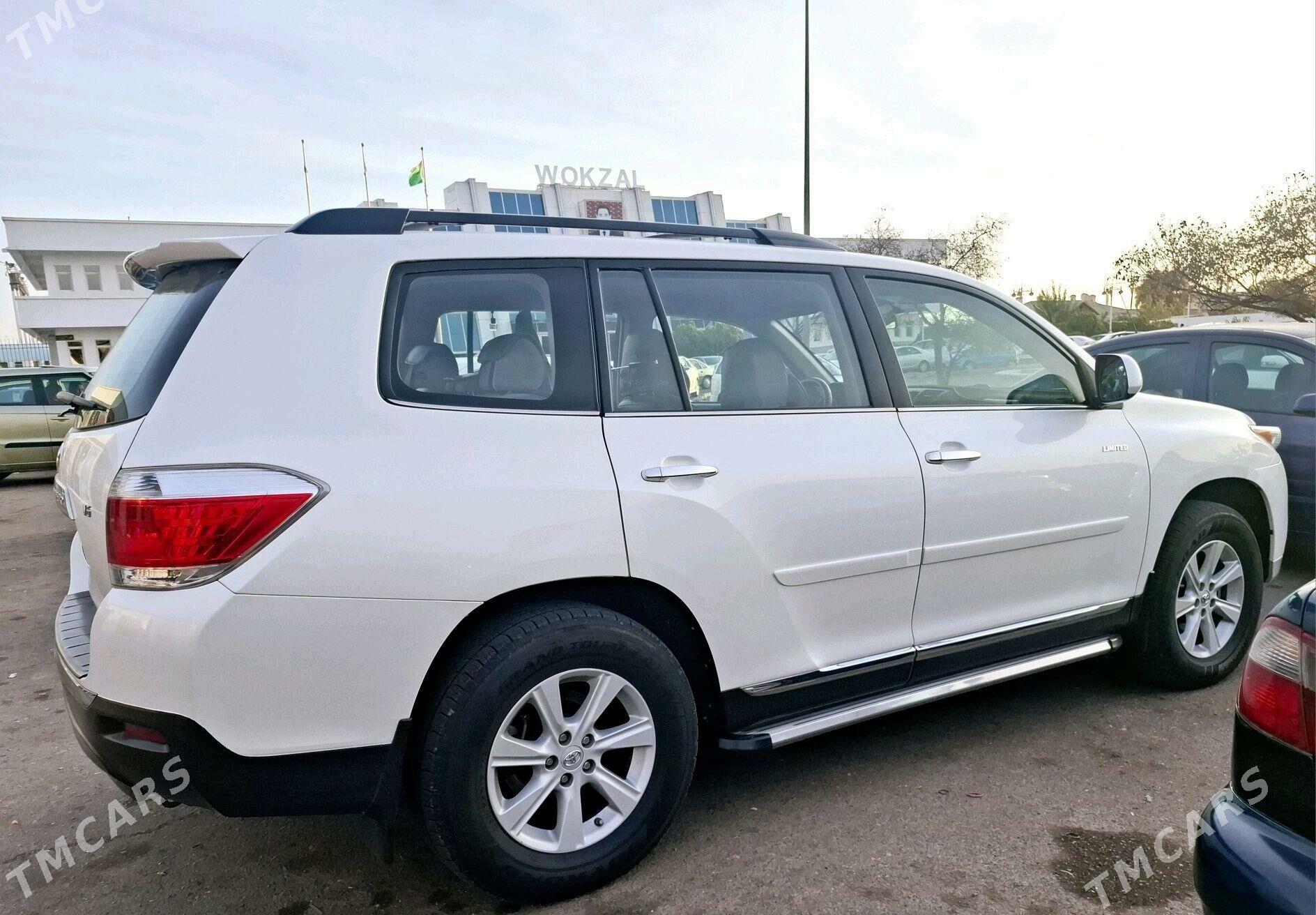 Toyota Highlander 2013 - 350 000 TMT - Köneürgenç - img 2