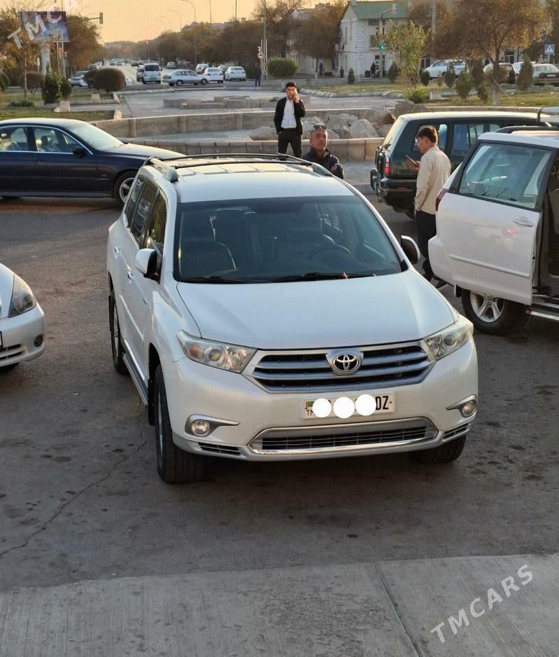 Toyota Highlander 2013 - 350 000 TMT - Köneürgenç - img 3