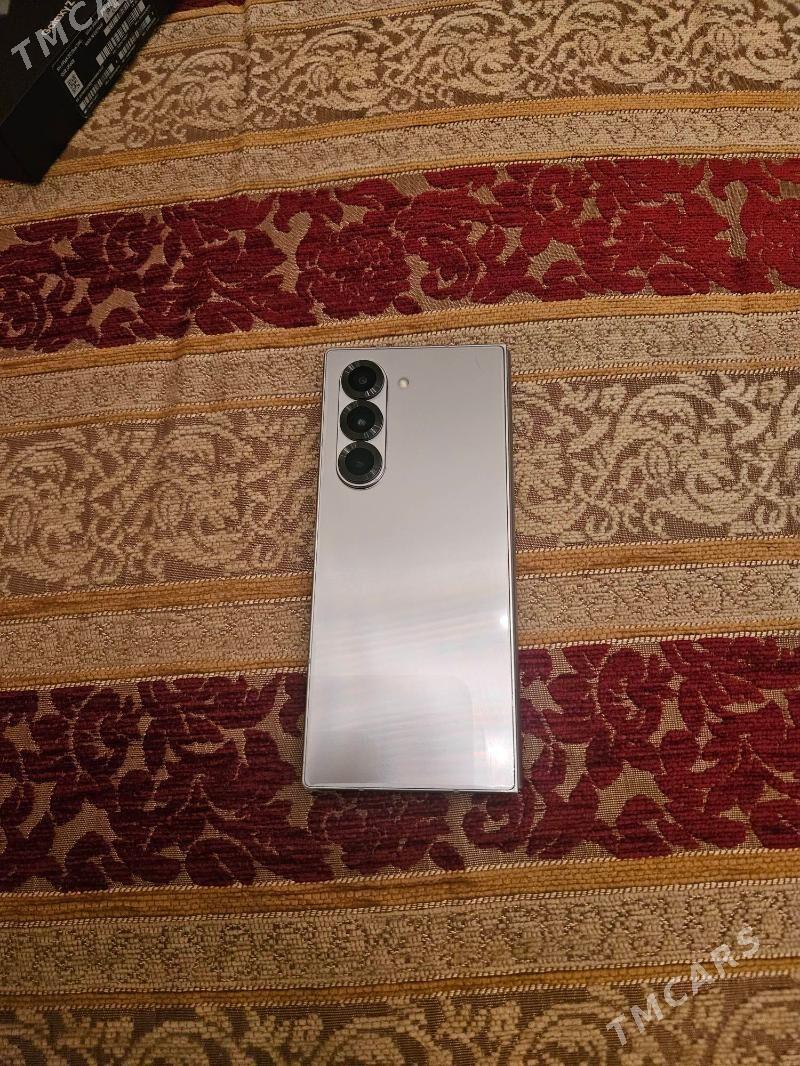 Fold 6 12/256 Silver - Ашхабад - img 5