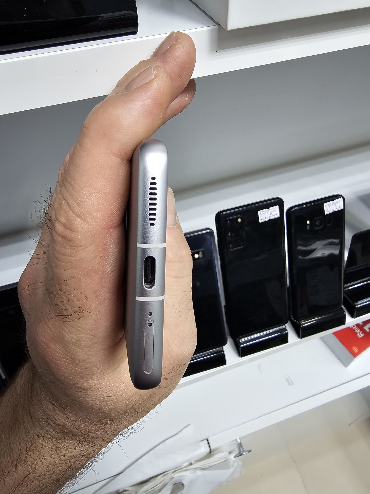 MI12 8/256 GB MI GLOBAL KREDIT - Garaşsyzlygyň 15 ýyllygy Söwda Merkezi - img 2