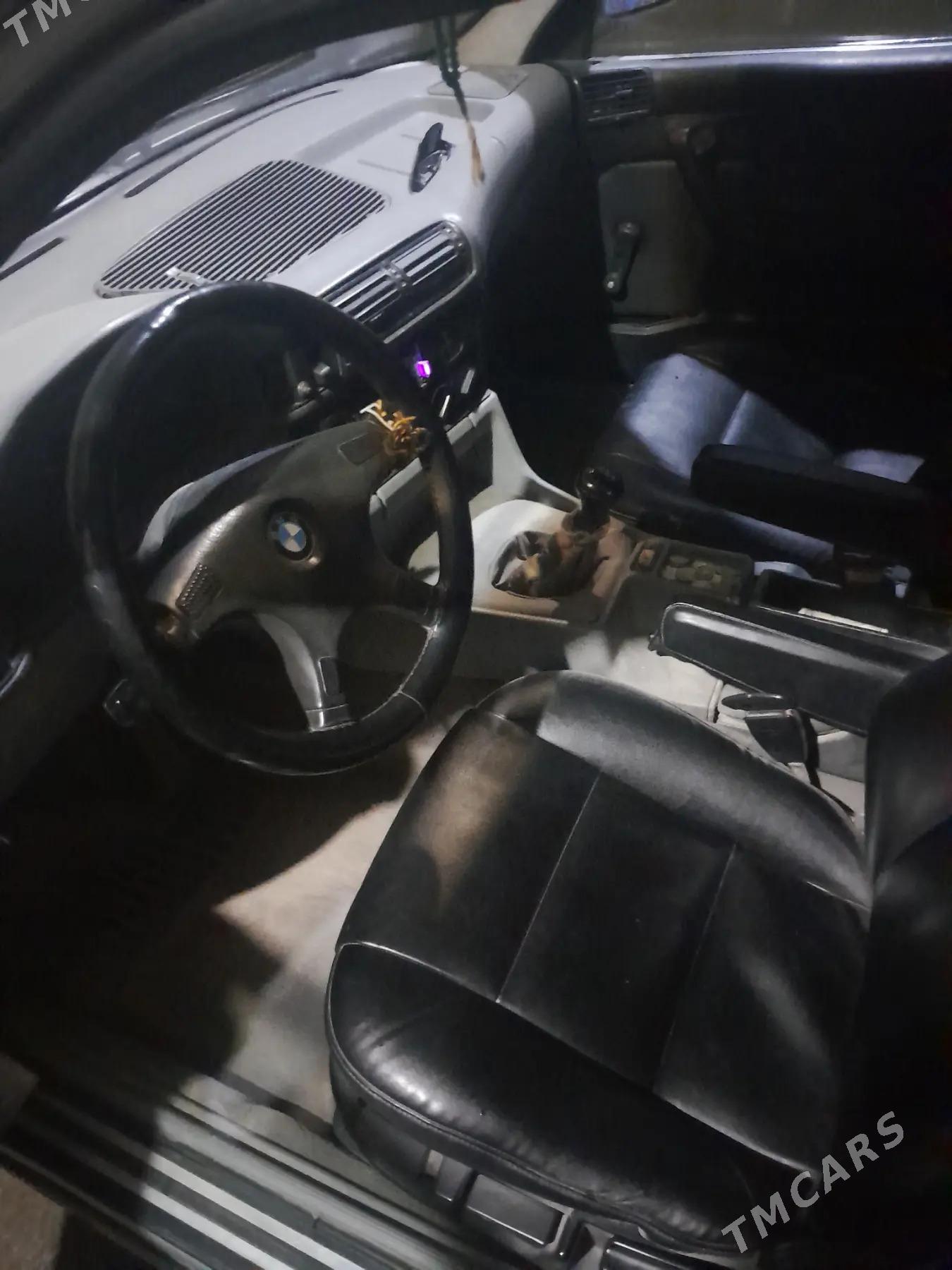 BMW 520 1991 - 46 000 TMT - Mary - img 2