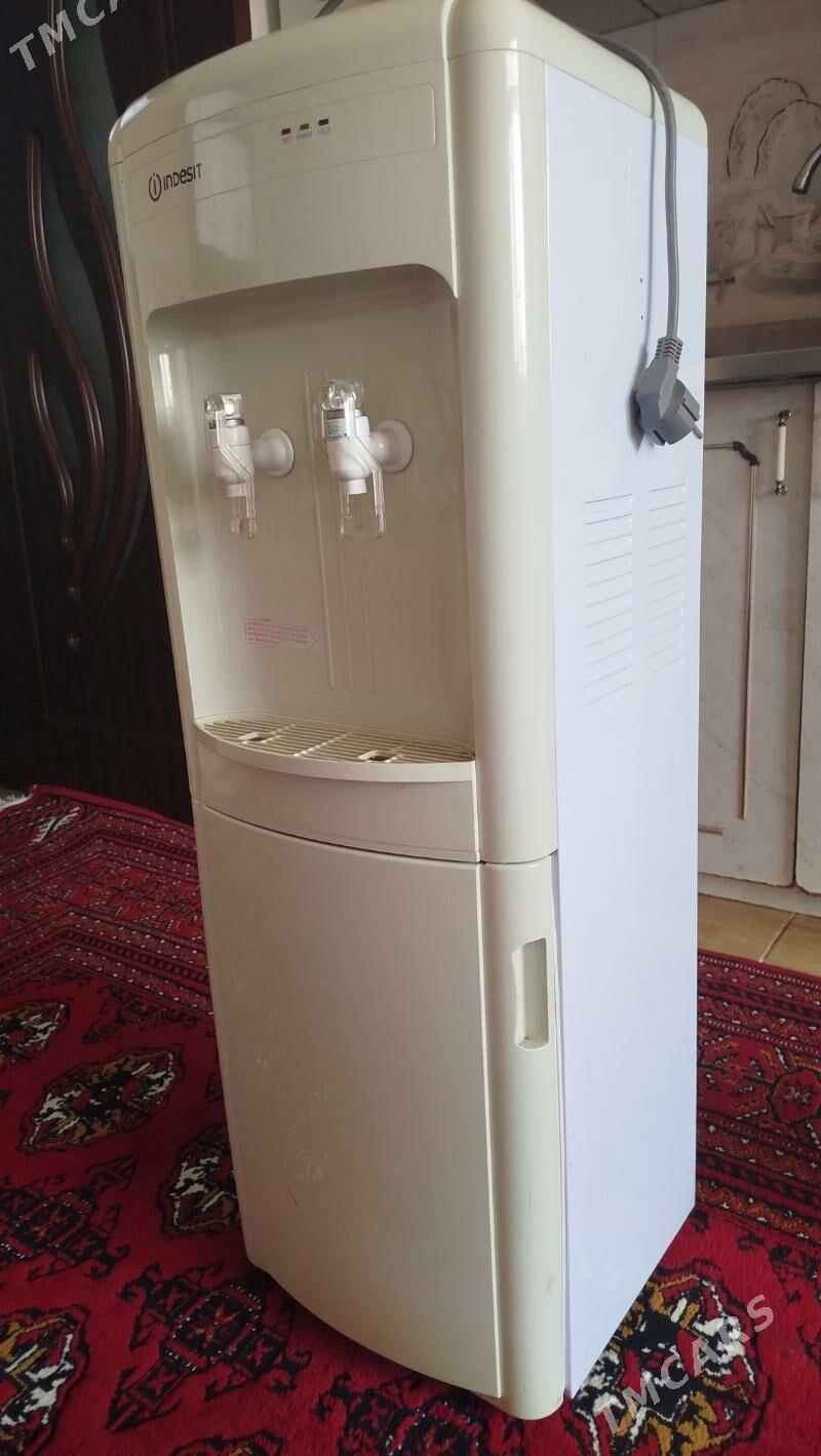 Kuler indesit - Мир 4 - img 1