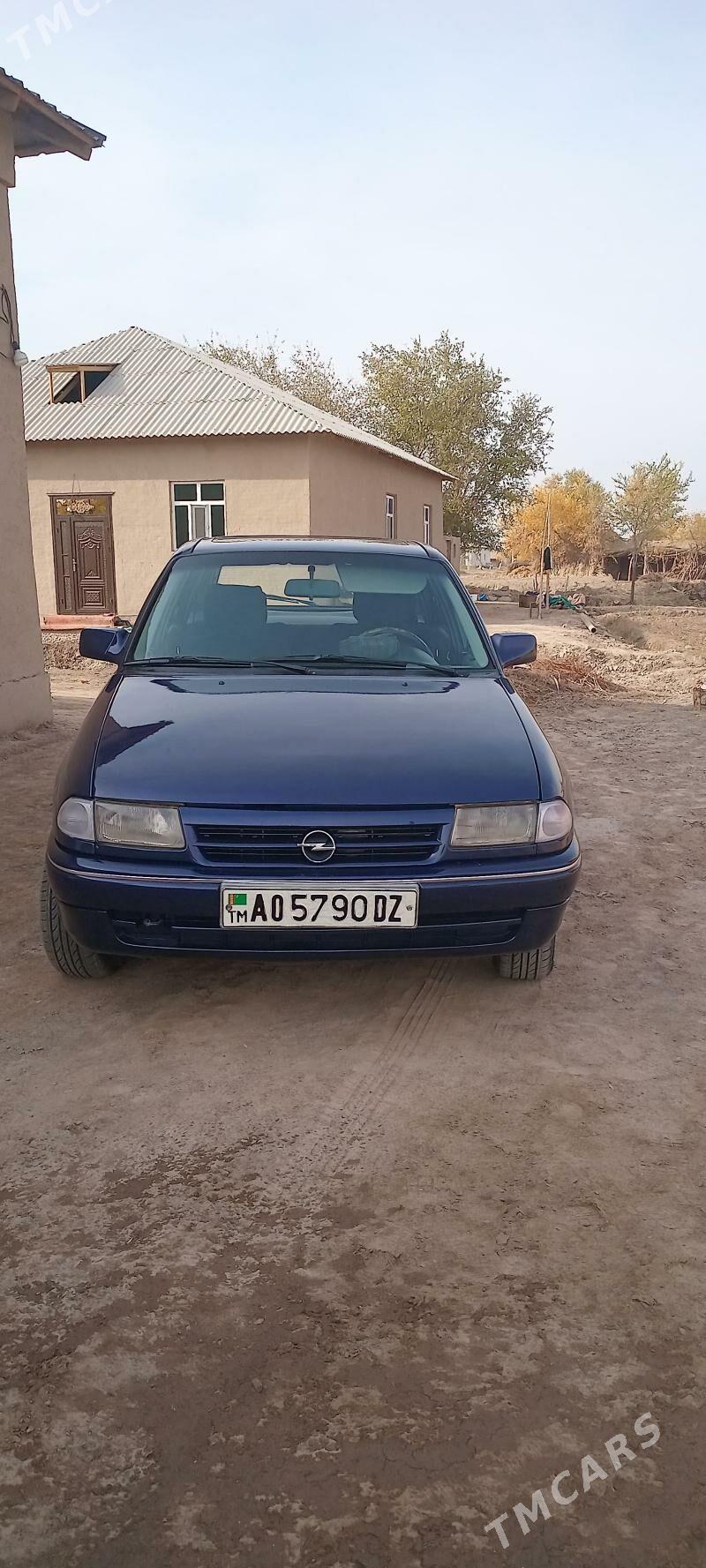 Opel Astra 1993 - 40 000 TMT - Болдумсаз - img 3