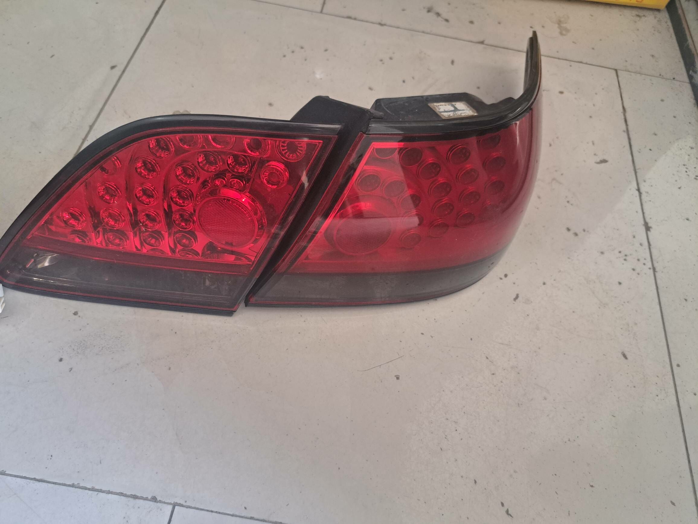 Leksus Ess yzyky fara 2004Leks 1 300 TMT - Mary - img 1
