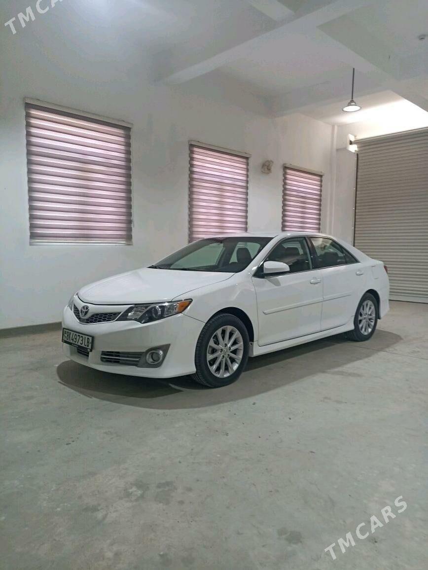 Toyota Camry 2014 - 250 000 TMT - Dänew - img 2