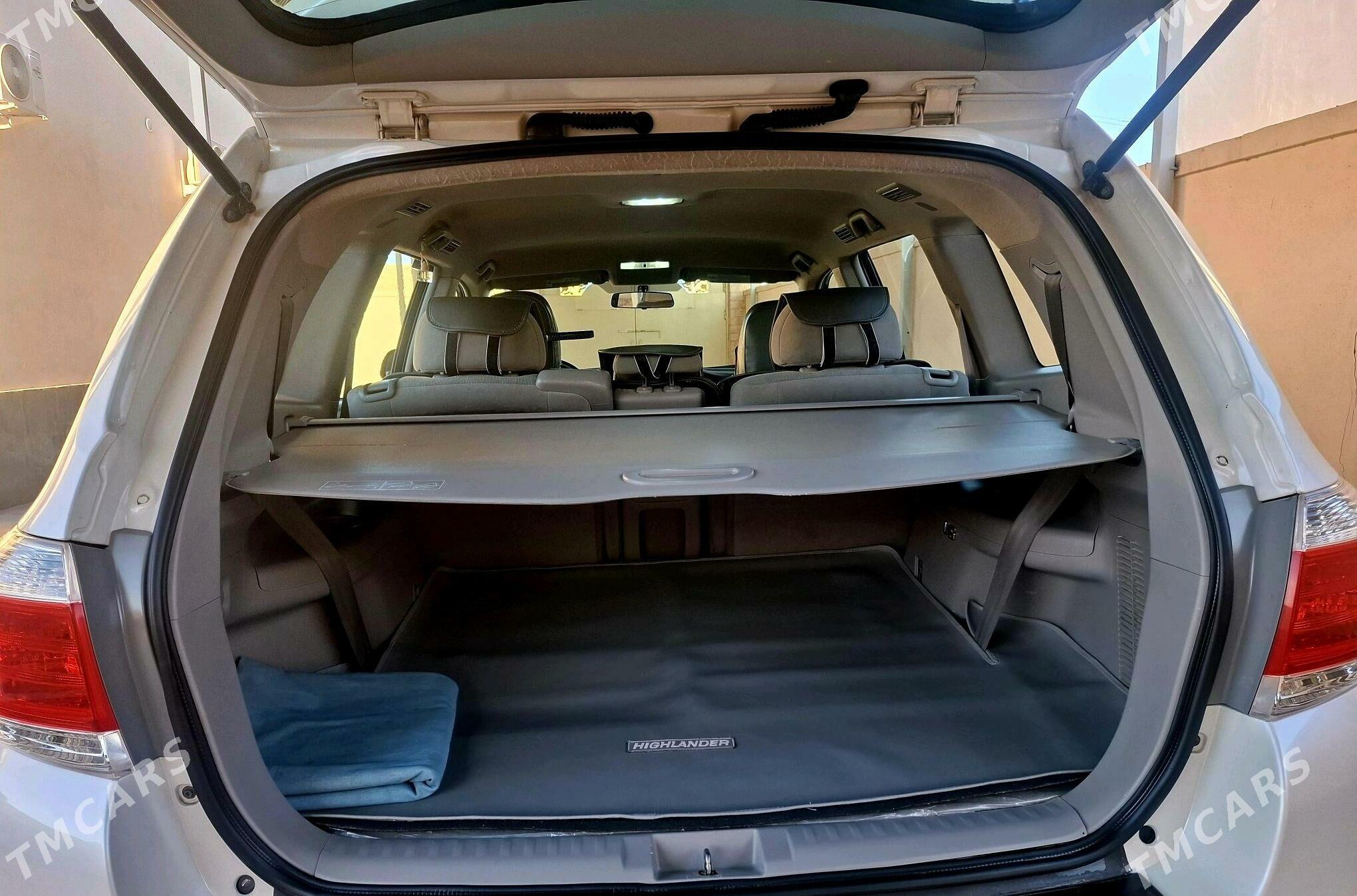 Toyota Highlander 2013 - 350 000 TMT - Köneürgenç - img 9