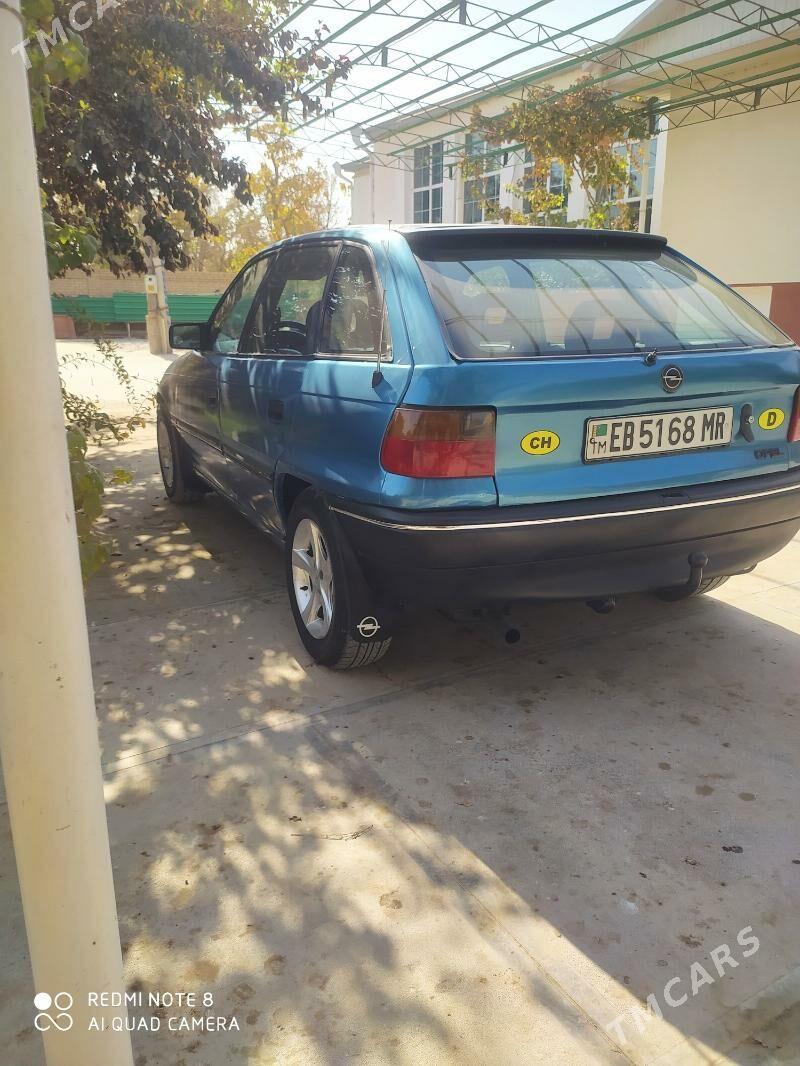 Opel Astra 1992 - 35 000 TMT - Мары - img 1