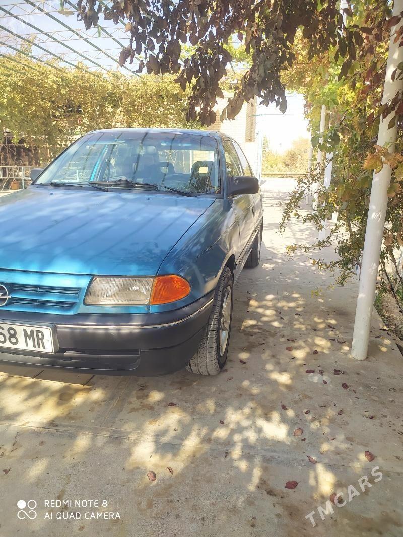 Opel Astra 1992 - 35 000 TMT - Мары - img 3