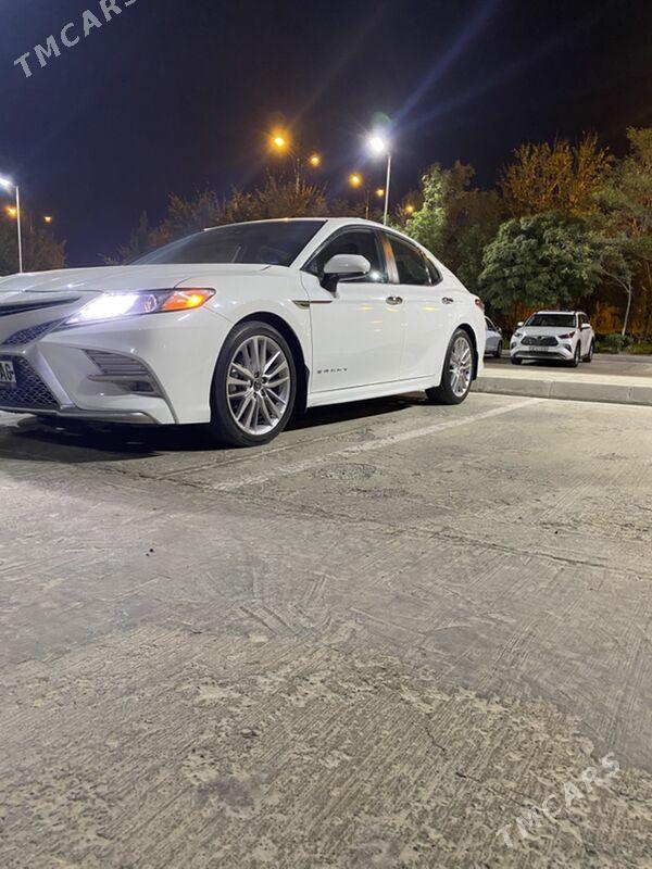 Toyota Camry 2019 - 285 000 TMT - Aşgabat - img 4