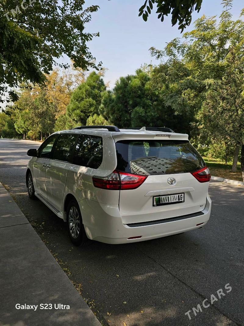 Toyota Sienna 2019 - 455 000 TMT - Ашхабад - img 2