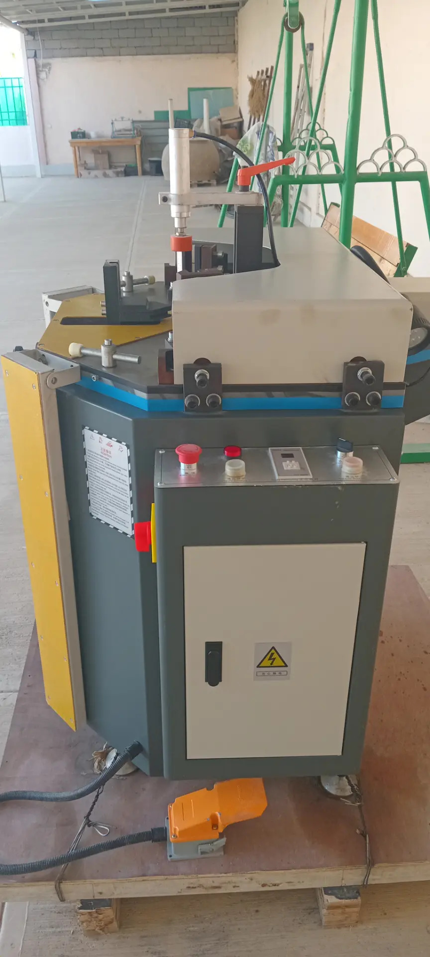 Pres stanok IZO aýna gapyñky - Чоганлы - img 3