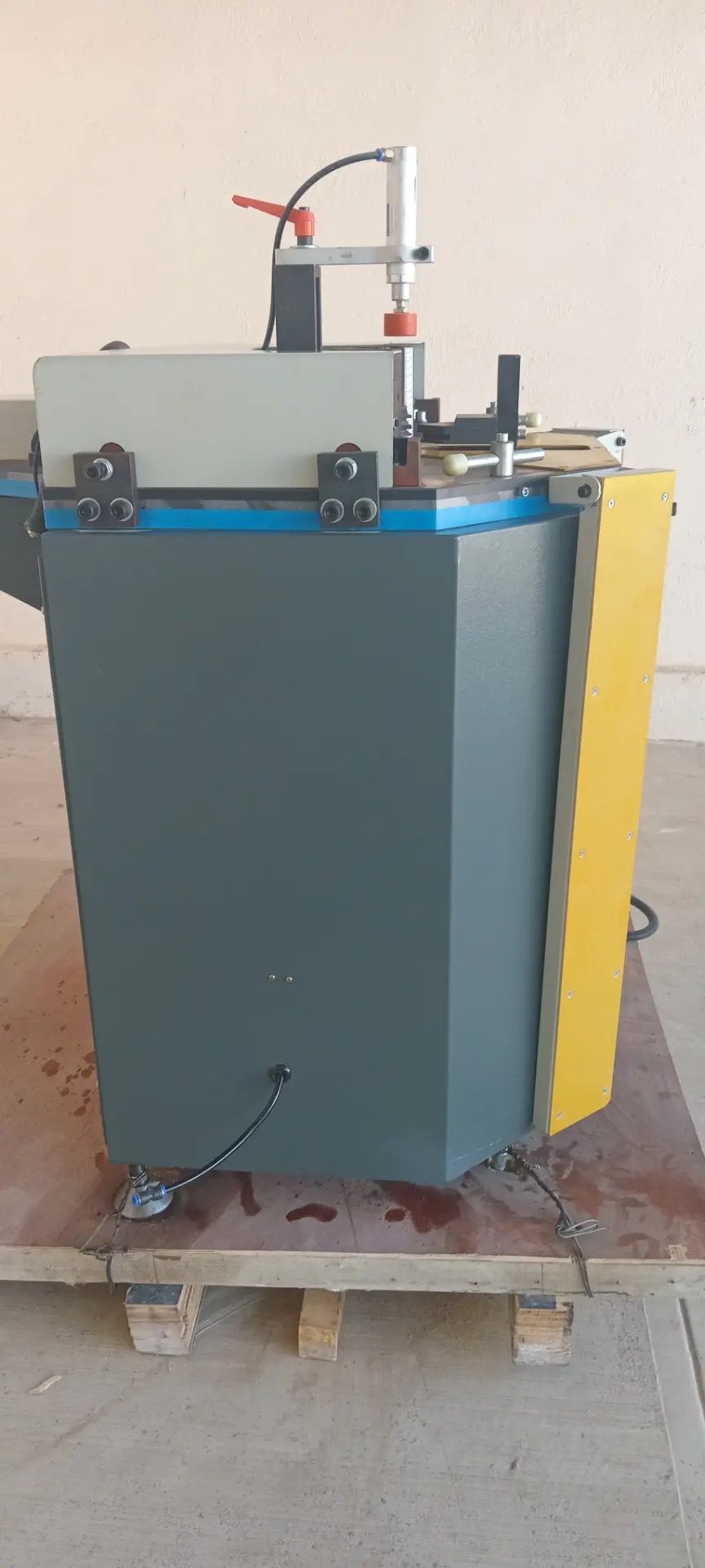 Pres stanok IZO aýna gapyñky - Чоганлы - img 4