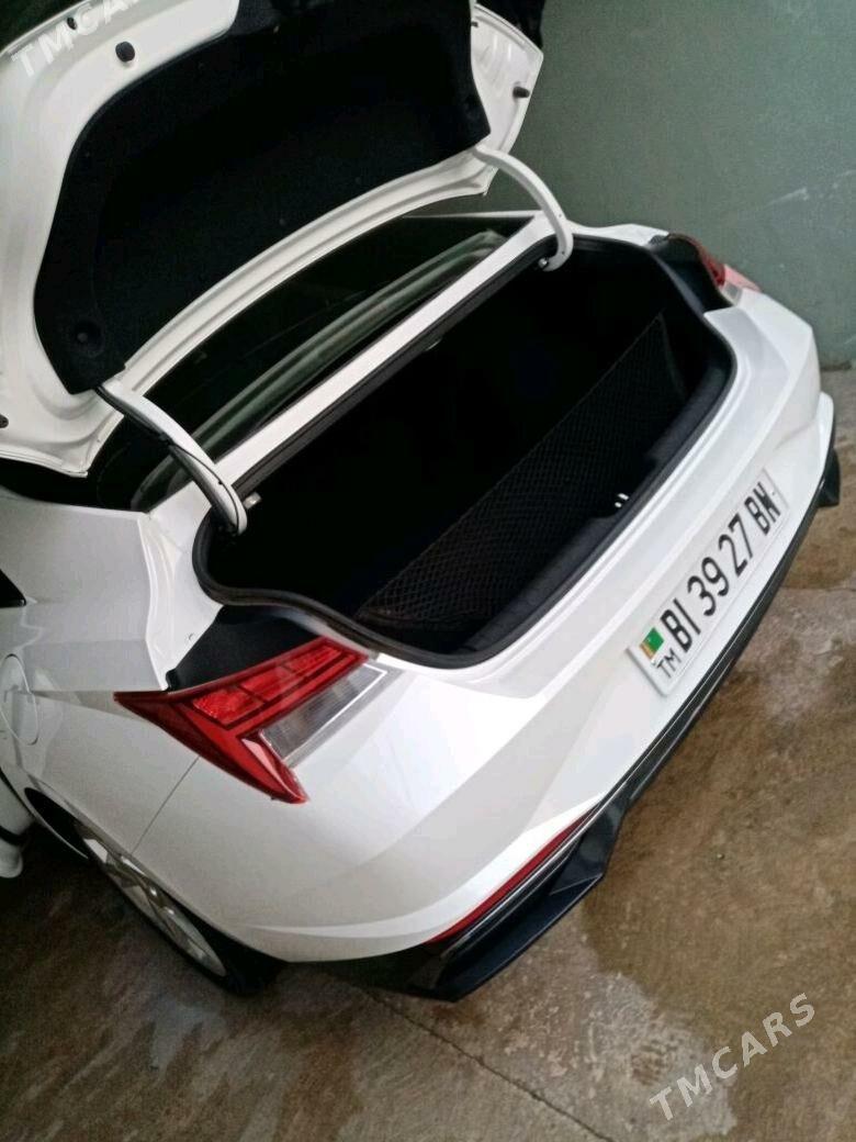 Hyundai Elantra 2021 - 260 000 TMT - Türkmenbaşy - img 3