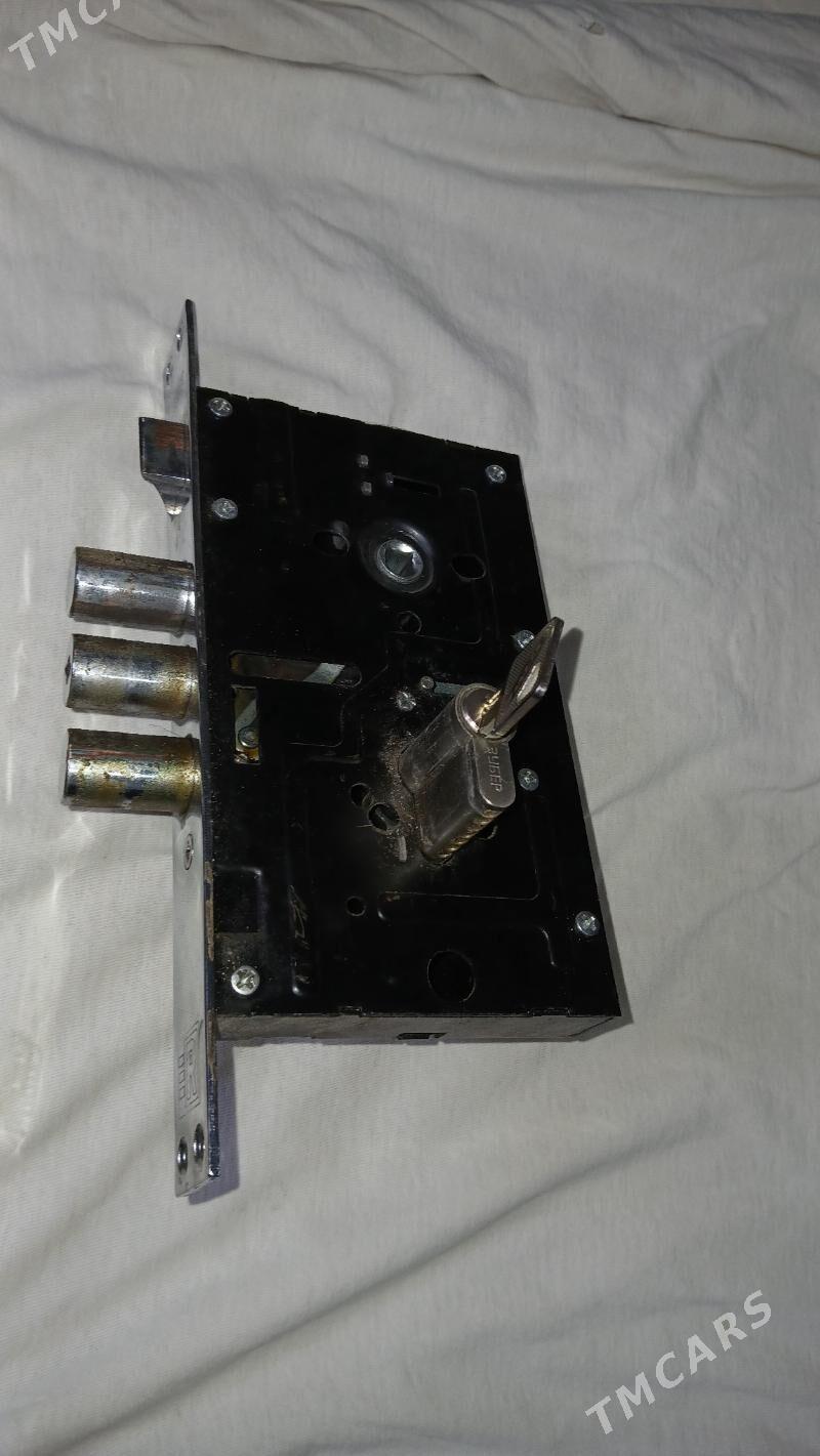 Zamok gulp - 10 mkr - img 2