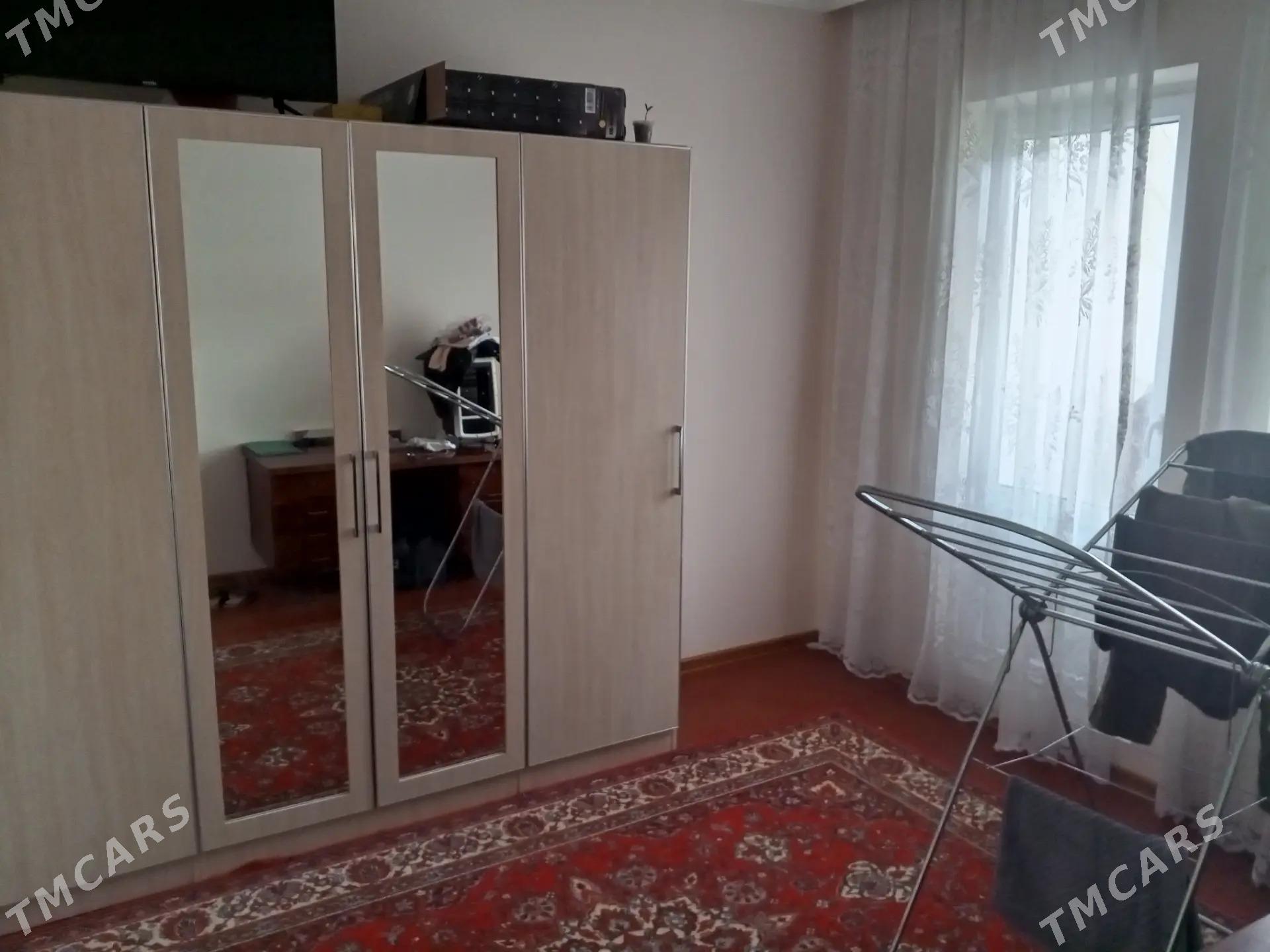 МИР 3, 9/2 ЭТАЖ, 3 КОМНАТНАЯ - Мир 3 - img 1