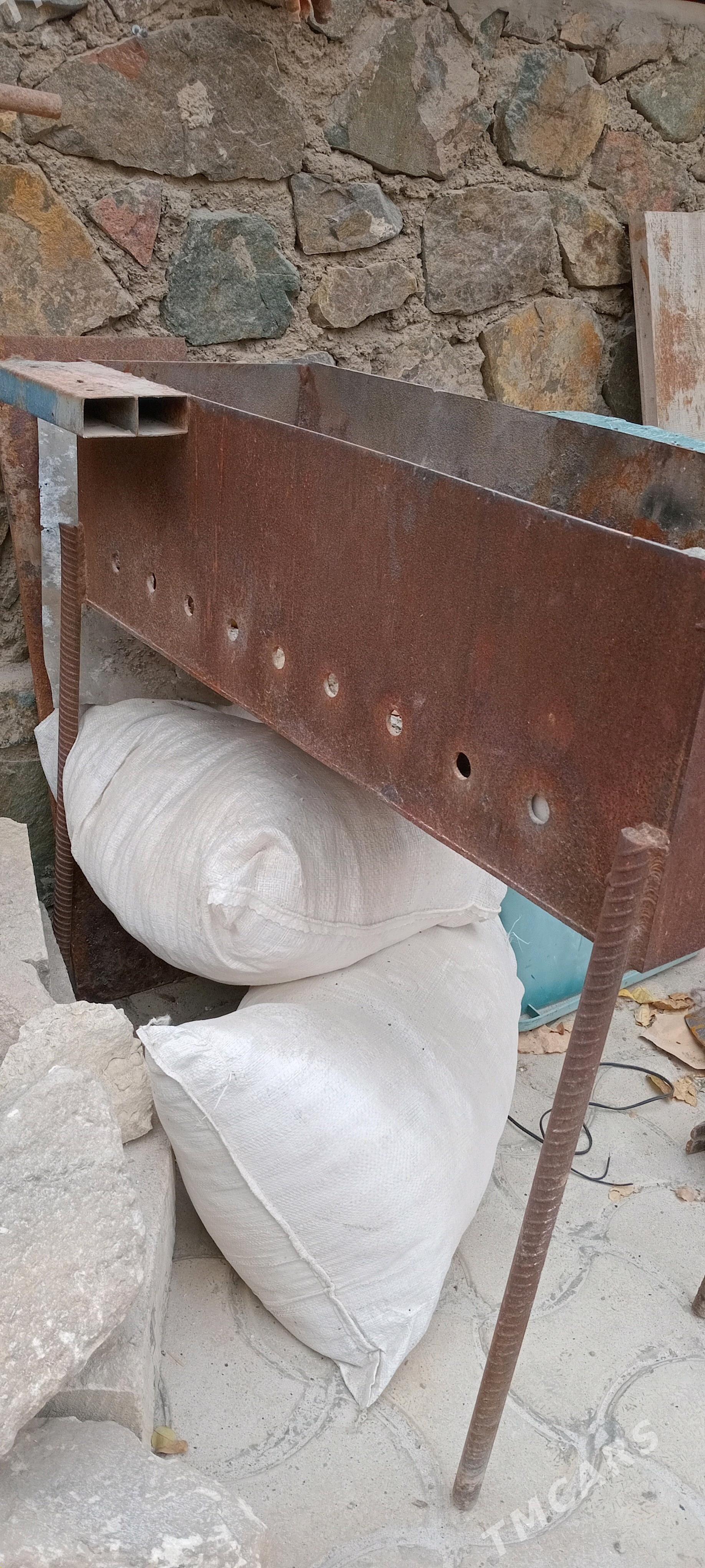 Mangal uly - Туркменбаши - img 2