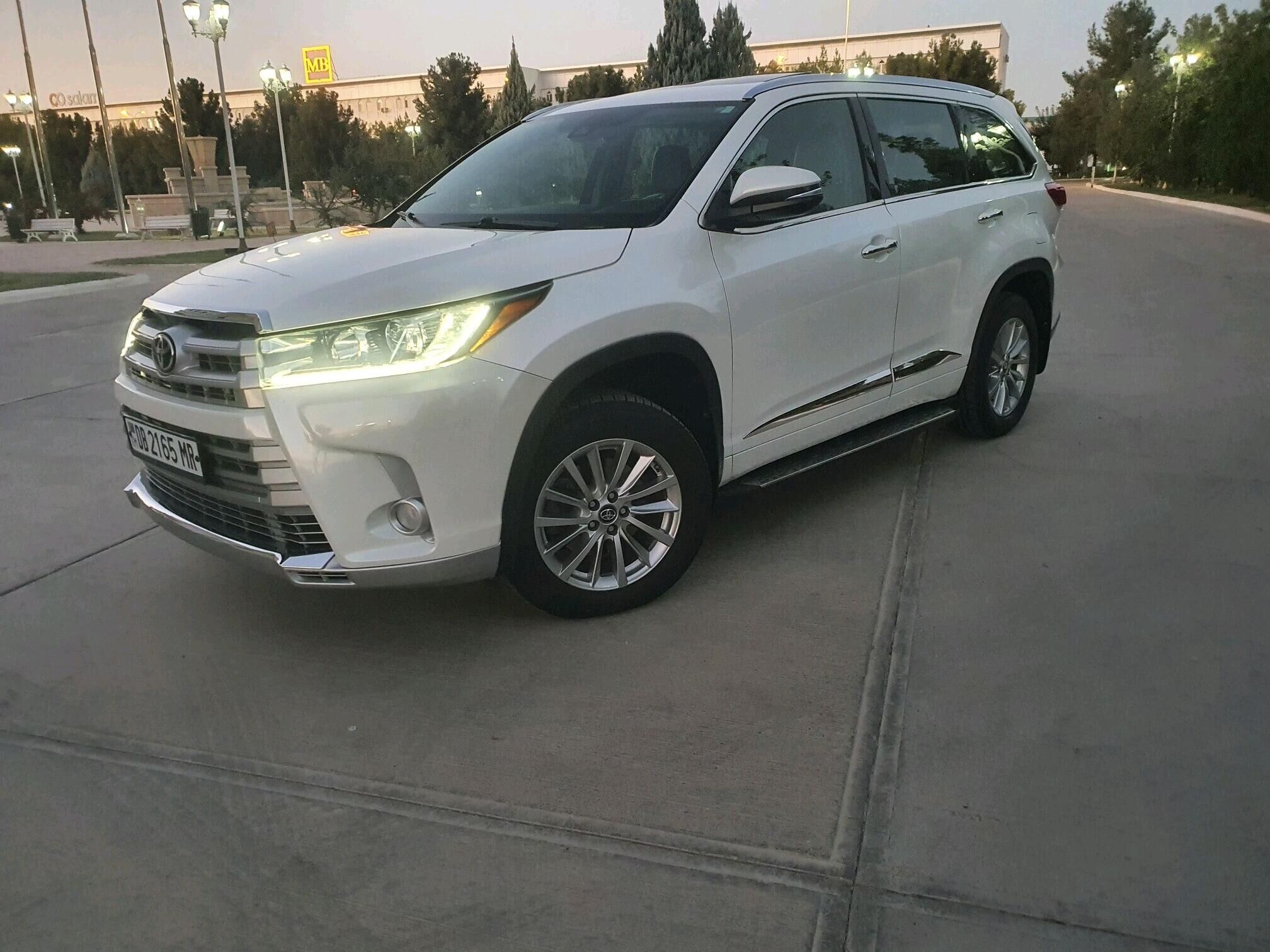 Toyota Highlander 2018 - 500 000 TMT - Mary - img 10