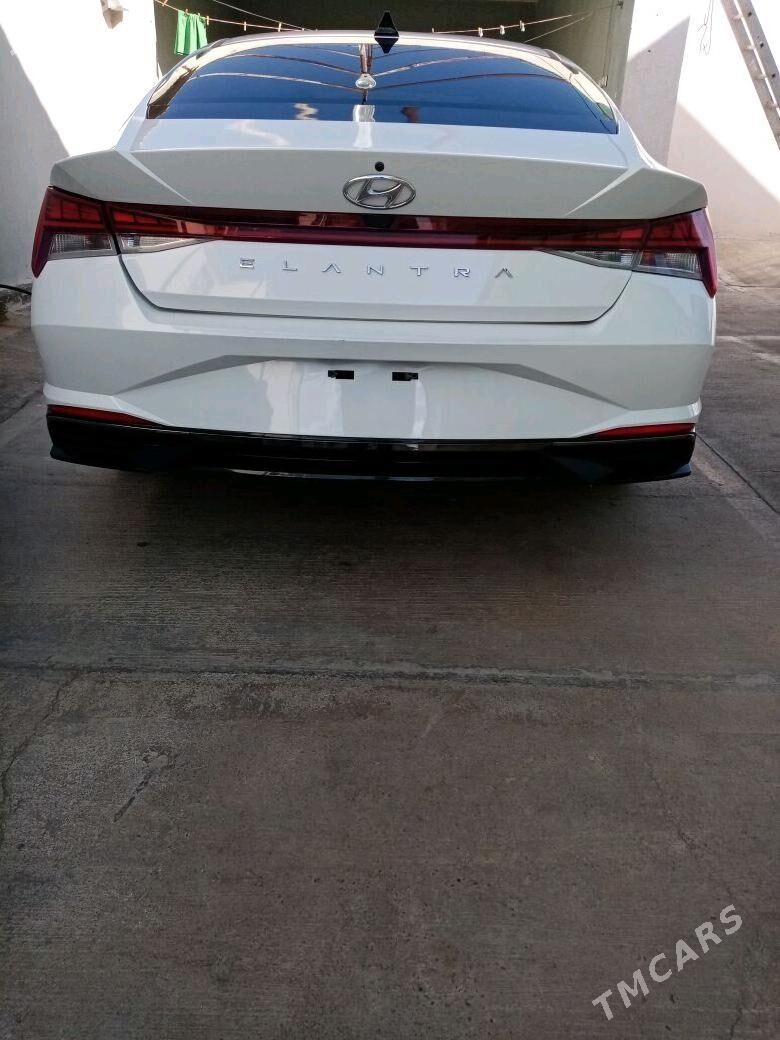 Hyundai Elantra 2021 - 260 000 TMT - Türkmenbaşy - img 5