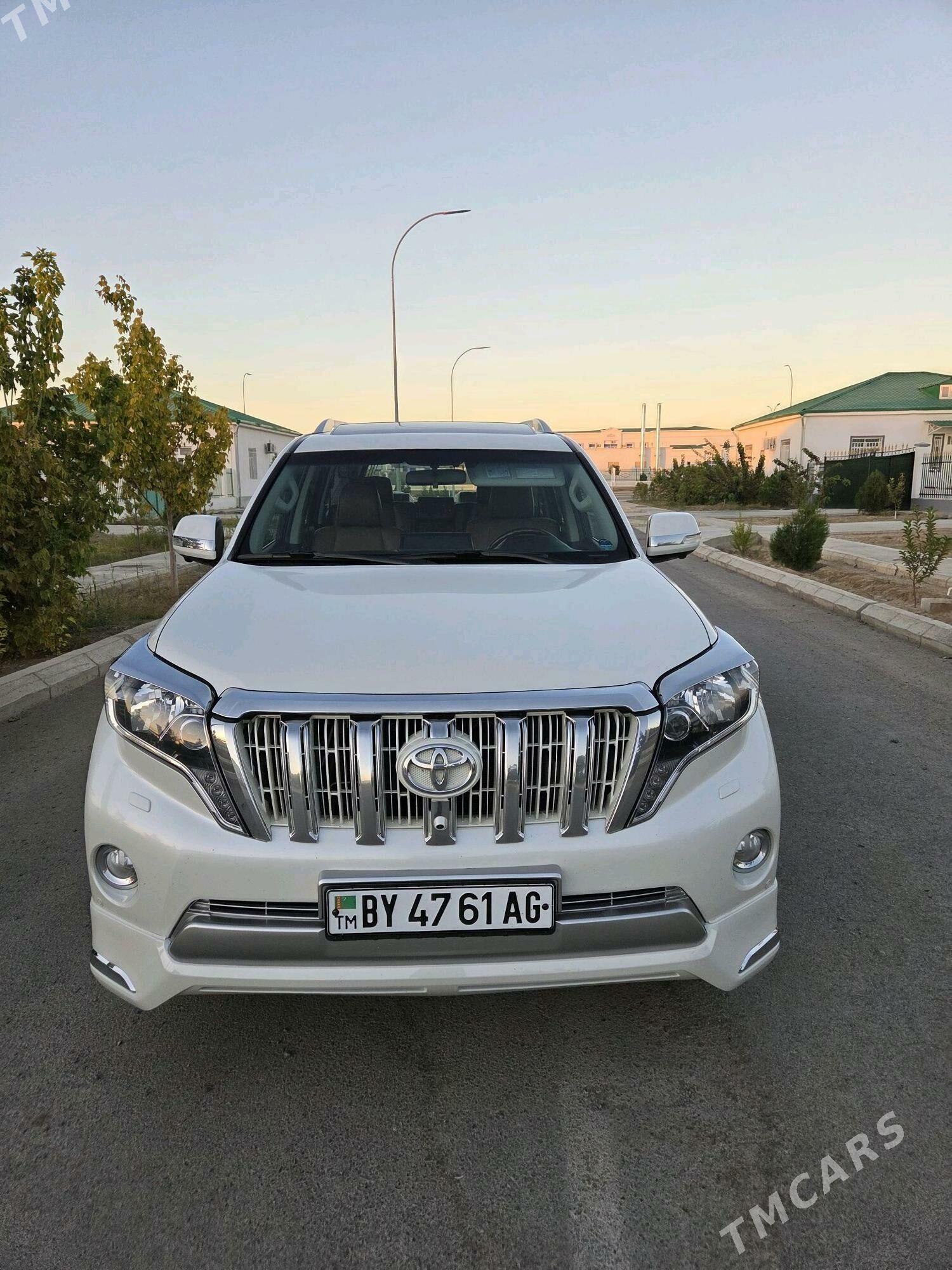 Toyota Land Cruiser Prado 2017 - 760 000 TMT - Ашхабад - img 3