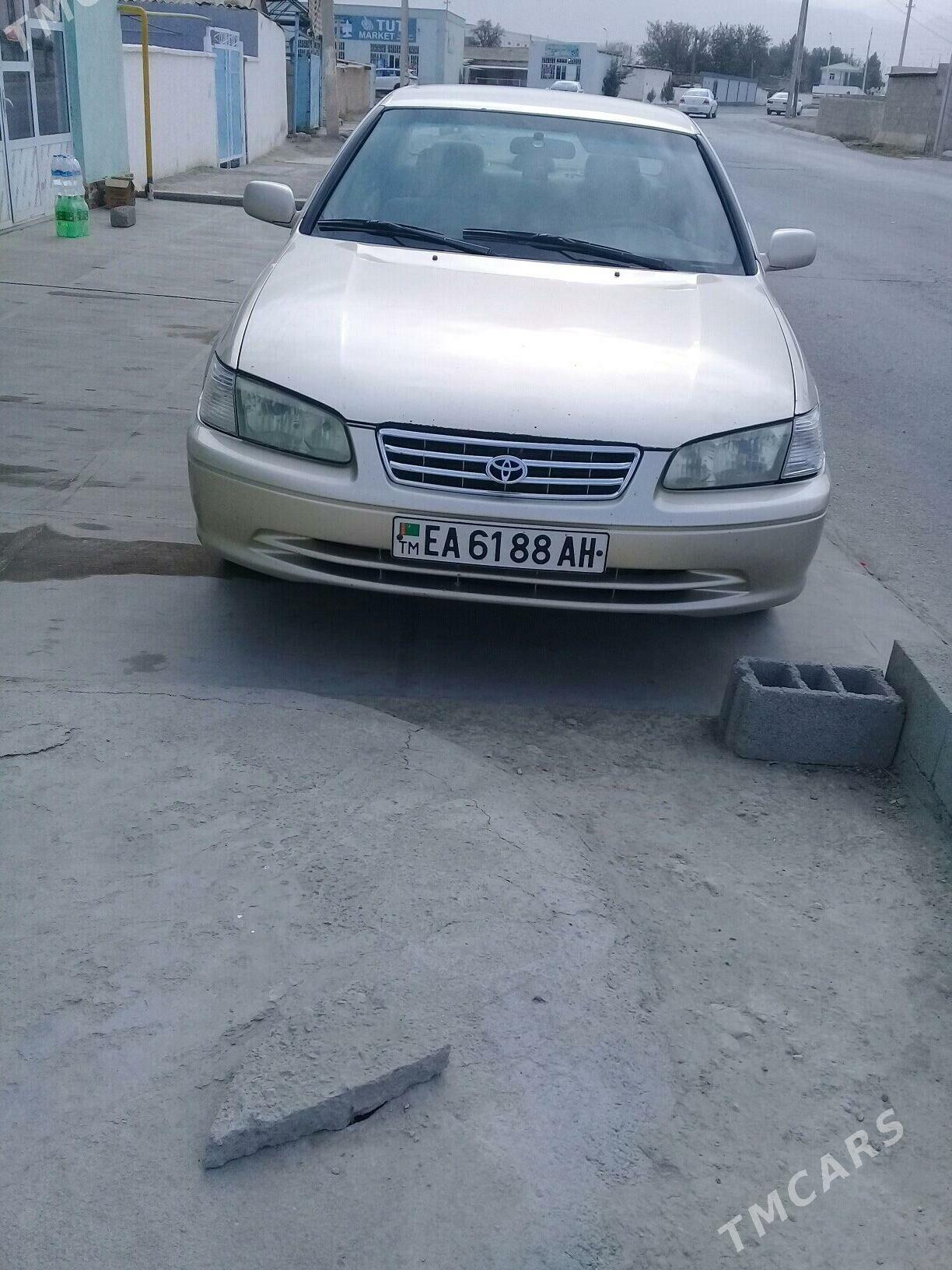 Toyota Camry 2000 - 185 000 TMT - Bäherden - img 2