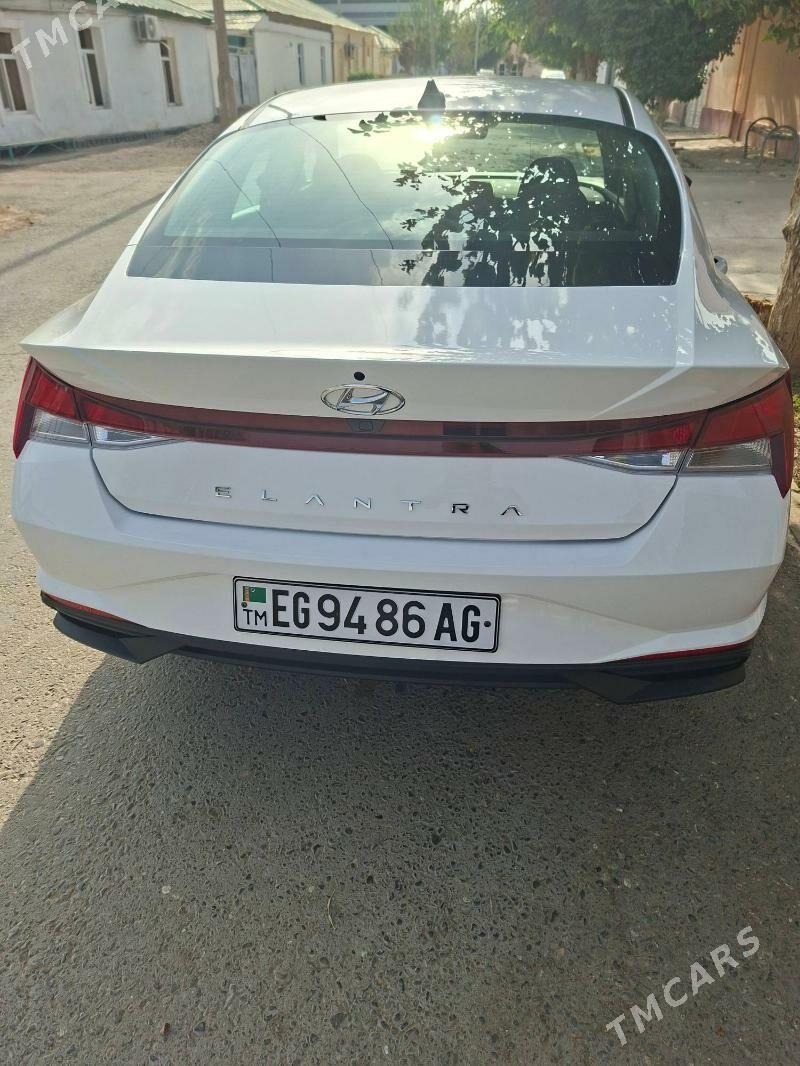 Hyundai Elantra 2022 - 235 000 TMT - Aşgabat - img 3