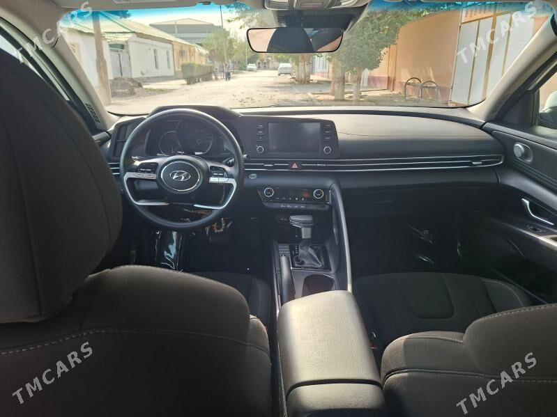 Hyundai Elantra 2022 - 235 000 TMT - Aşgabat - img 2