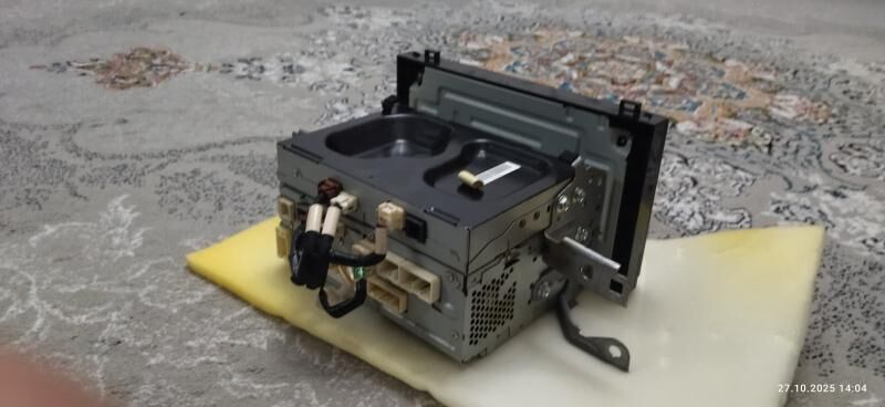 telewizor Toyota Corolla 650 TMT - 2 mkr - img 3