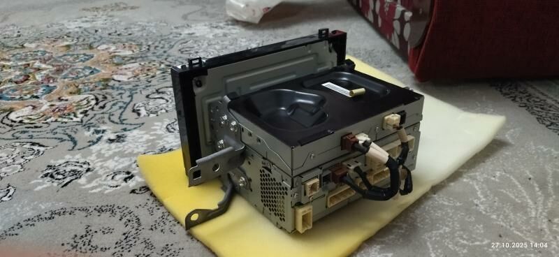 telewizor Toyota Corolla 650 TMT - 2 mkr - img 2