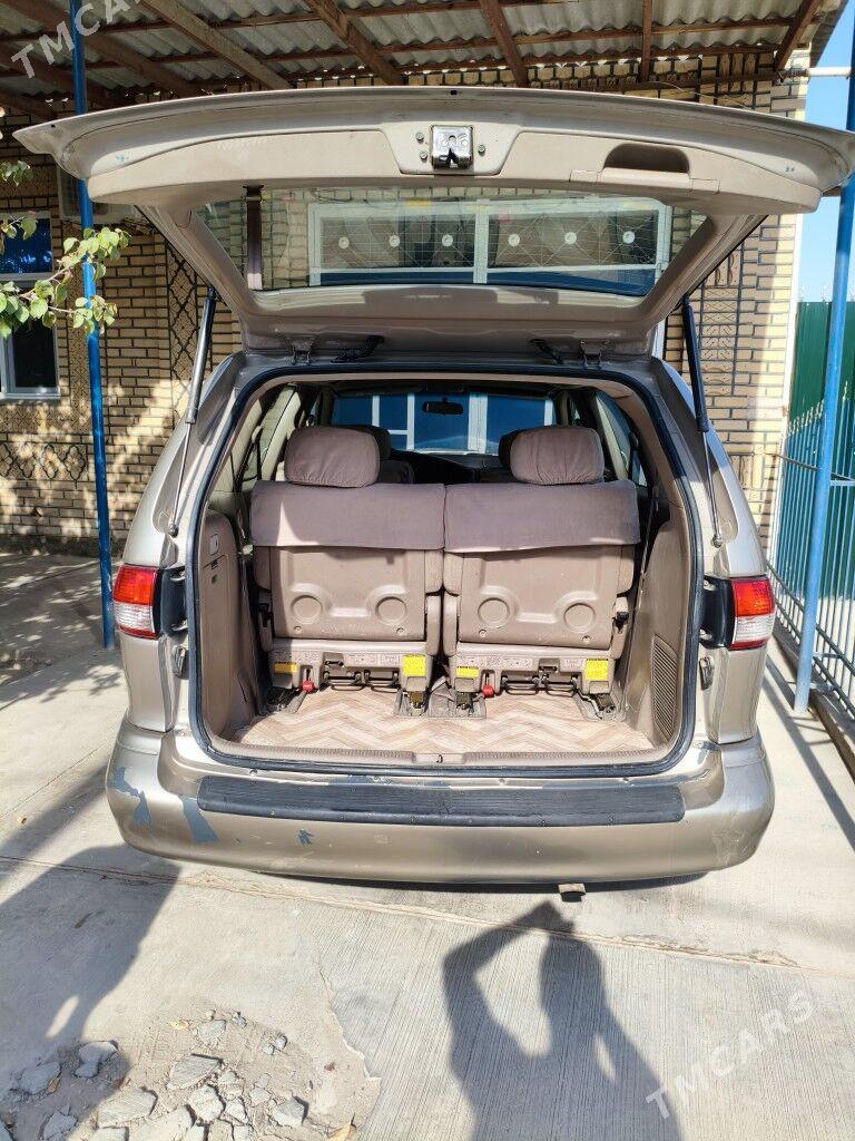 Toyota Sienna 2002 - 190 000 TMT - Daşoguz - img 7