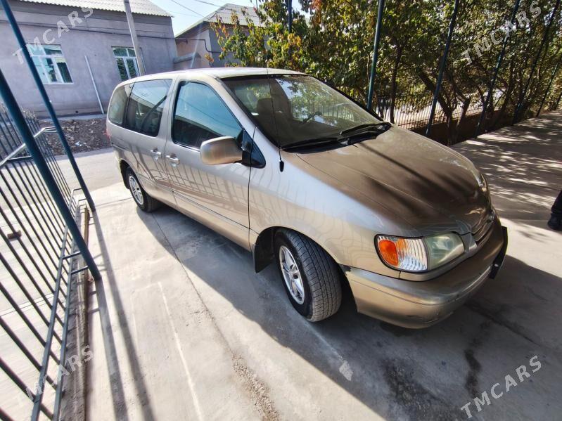 Toyota Sienna 2002 - 190 000 TMT - Daşoguz - img 2