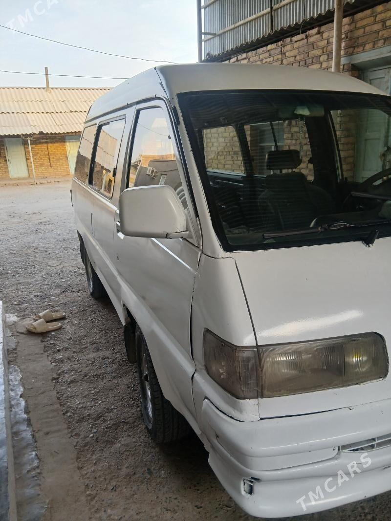 Toyota Lite ace 1989 - 30 000 TMT - Сакарчага - img 5