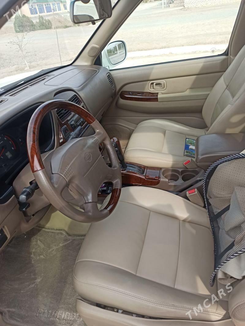 Nissan Pathfinder 2000 - 140 000 TMT - Койтендаг - img 10