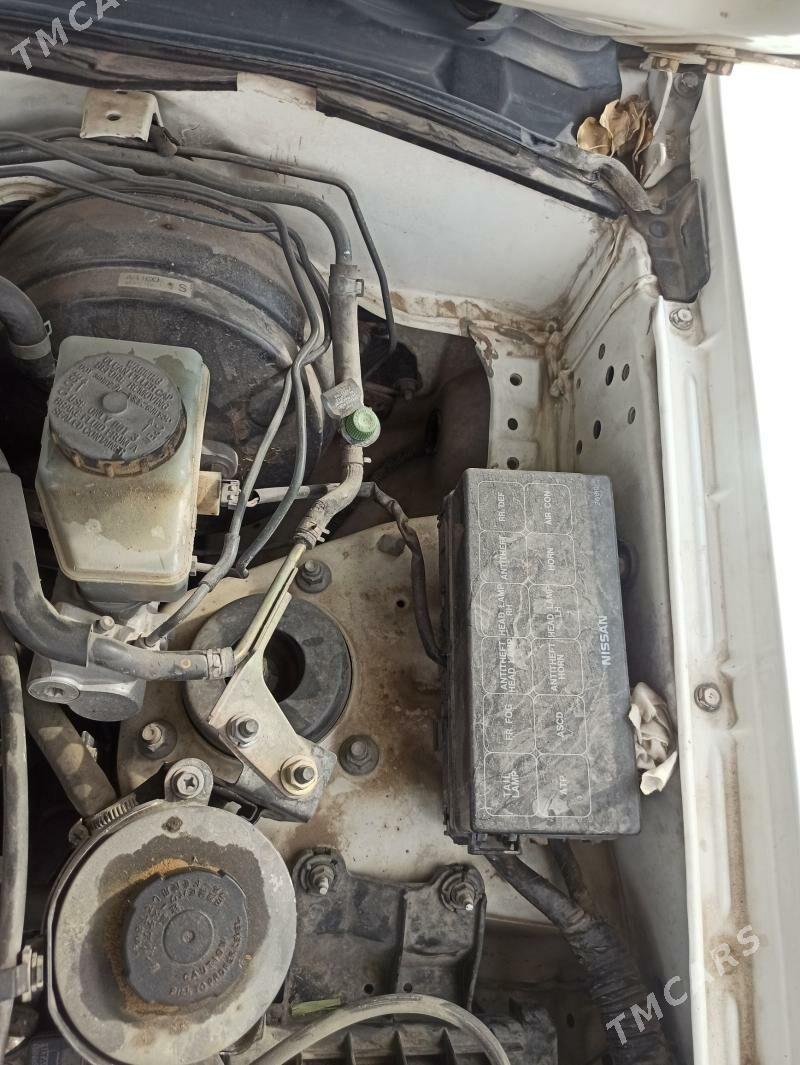 Nissan Pathfinder 2000 - 140 000 TMT - Койтендаг - img 9