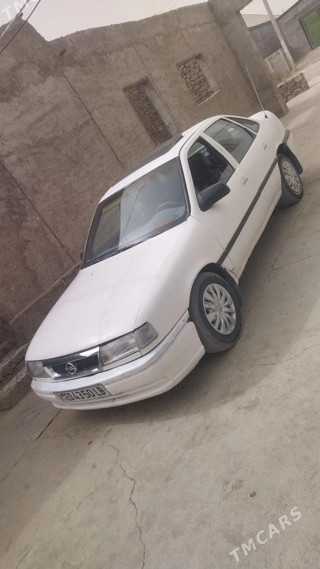 Opel Vectra 1992 - 28 000 TMT - Köýtendag - img 3