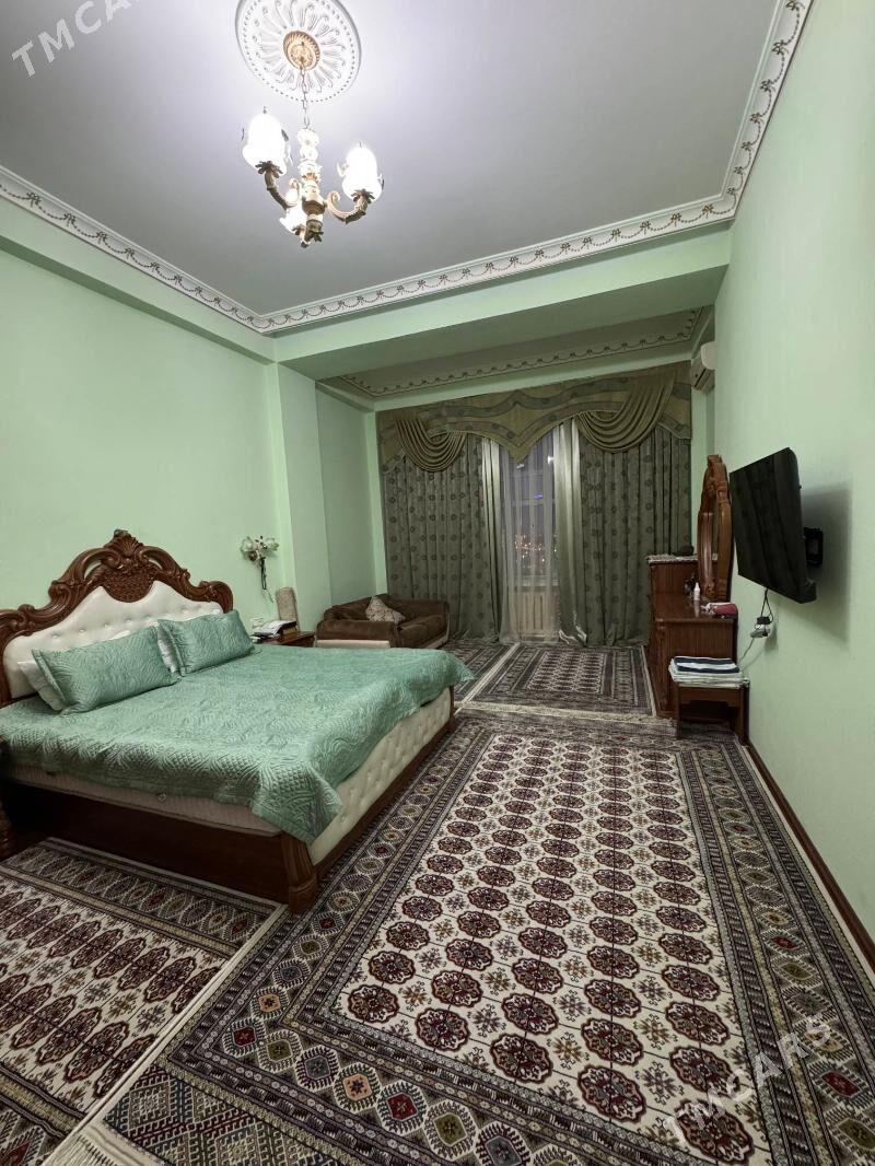 Sowetskiý - Sowetskiý köç. (Garaşsyzlyk şaýoly) - img 1