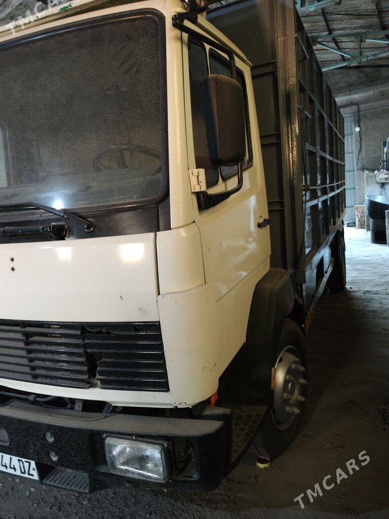 Mercedes-Benz ACTROS 3331 1997 - 200 000 TMT - Daşoguz - img 2