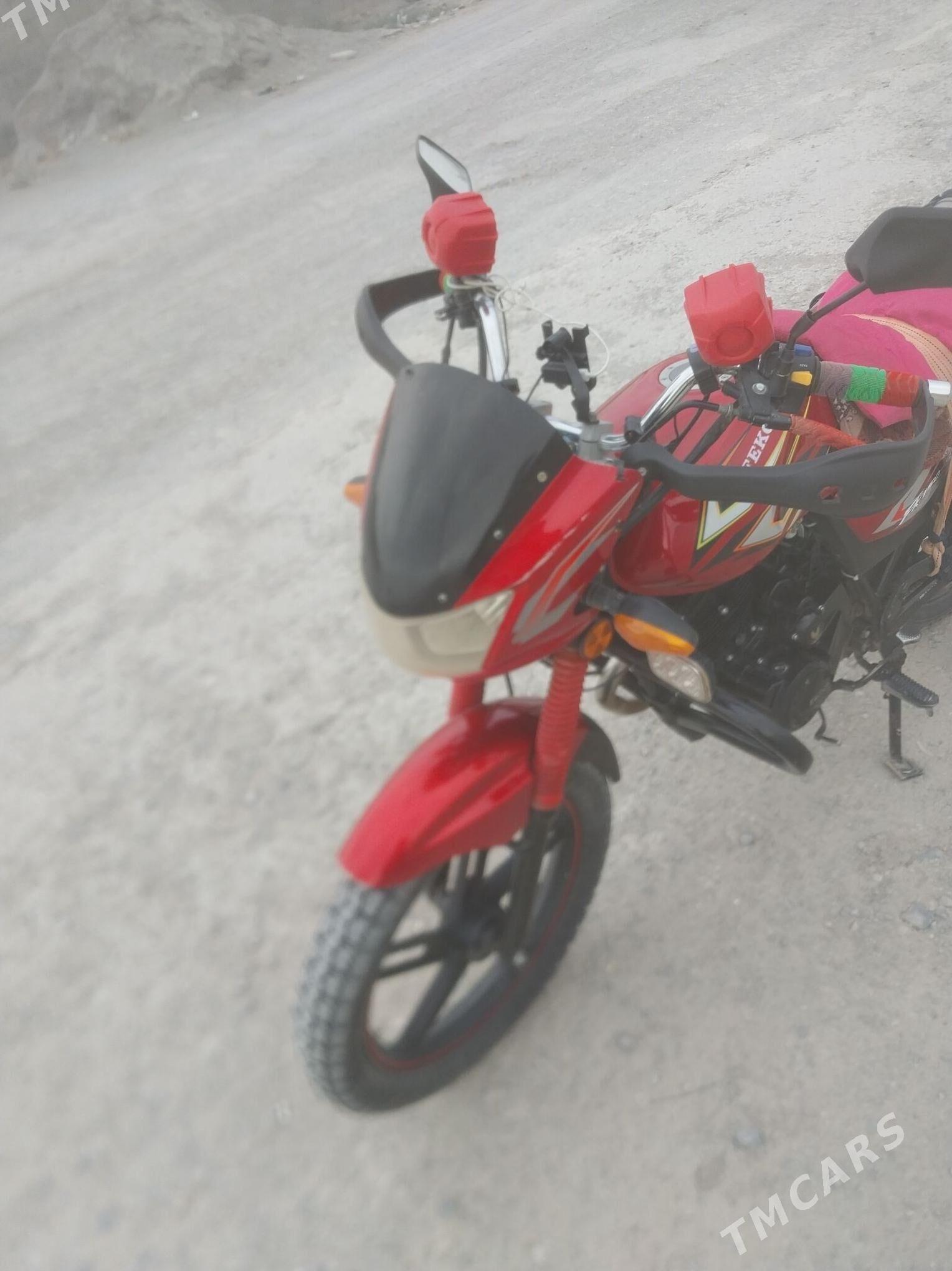 Fekon FK150-8G 2014 - 18 000 TMT - Бахарден - img 3