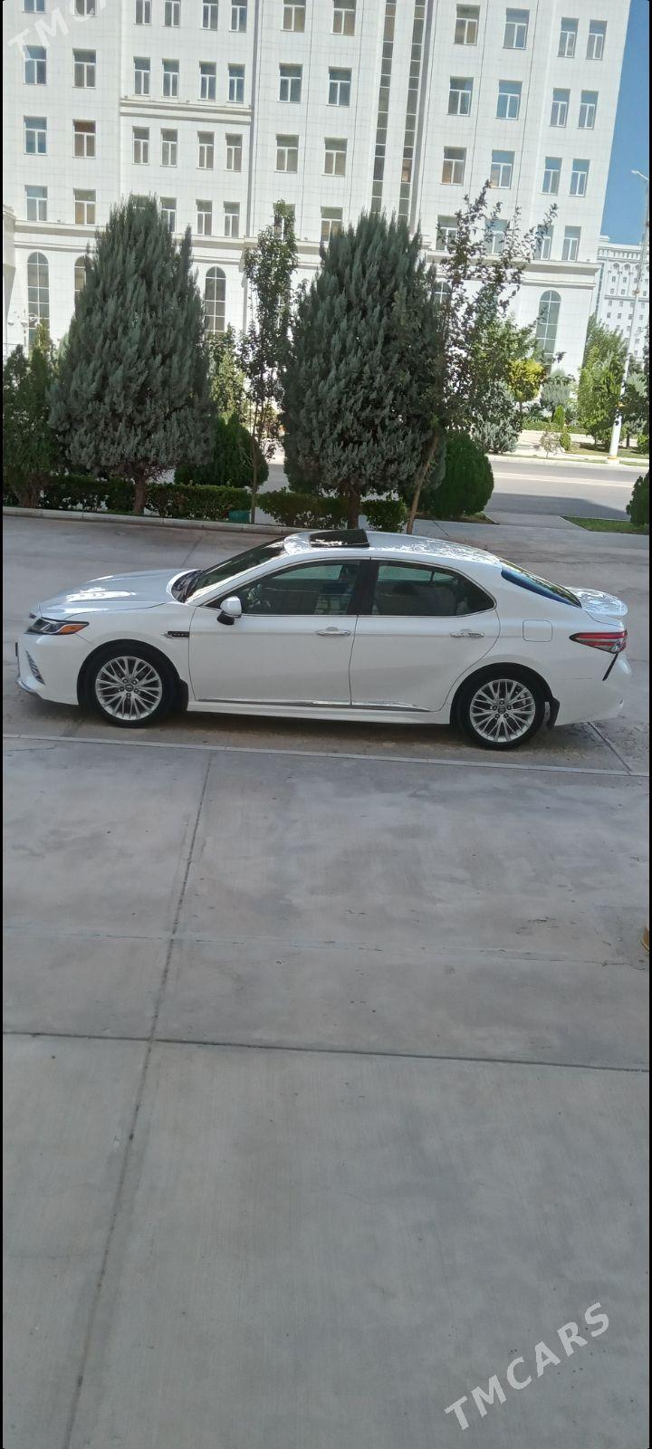 Toyota Camry 2018 - 355 000 TMT - Aşgabat - img 2
