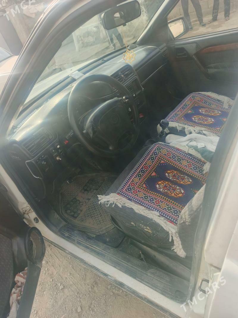 Opel Vectra 1994 - 35 000 TMT - Bäherden - img 5