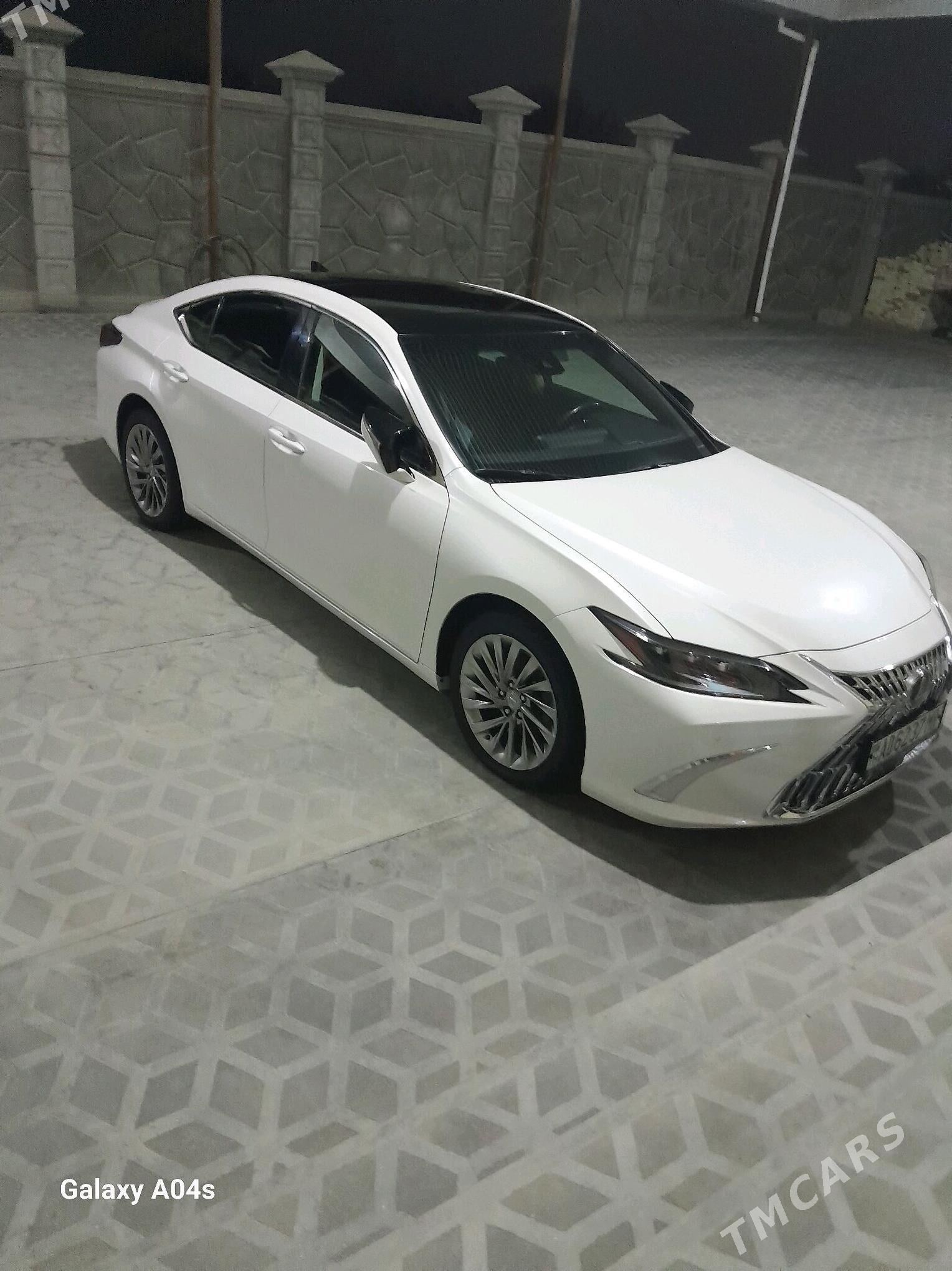 Lexus ES 350 2020 - 580 000 TMT - Мары - img 3