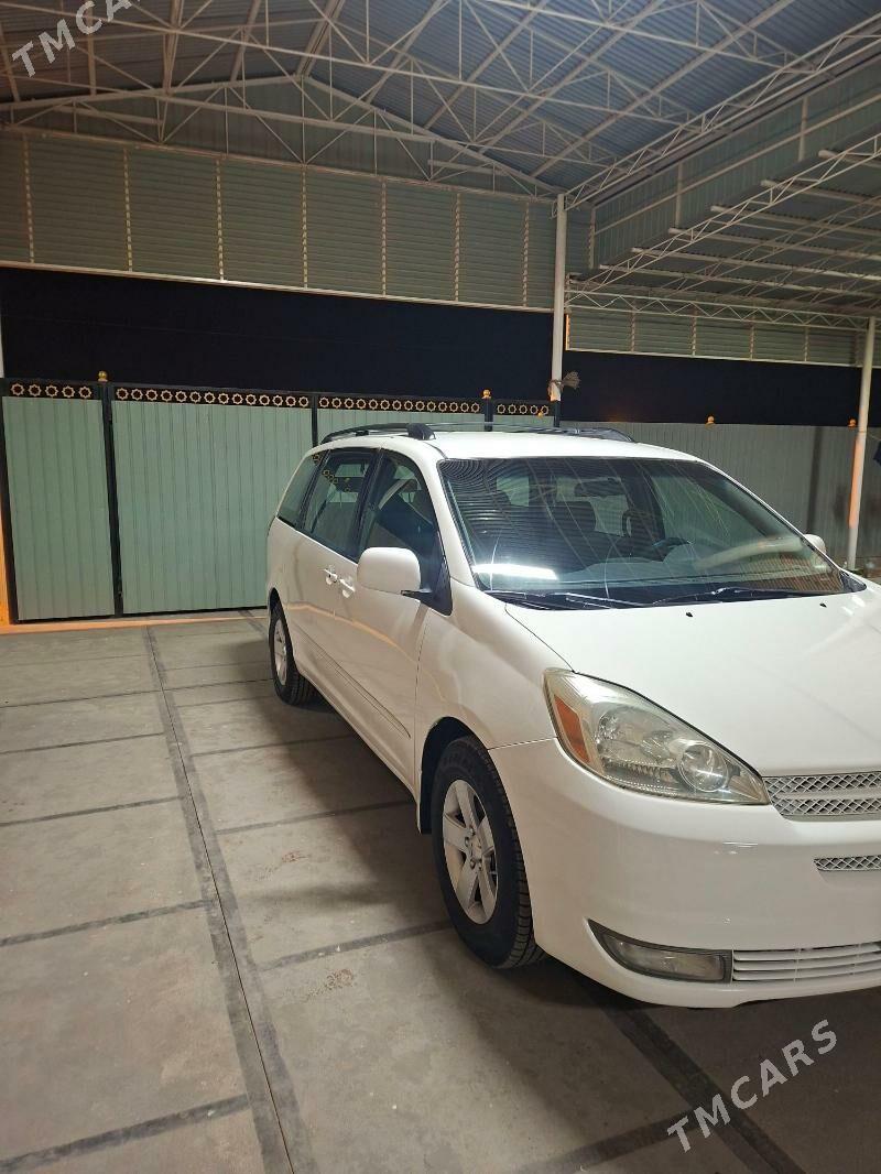 Toyota Sienna 2004 - 190 000 TMT - Мары - img 2