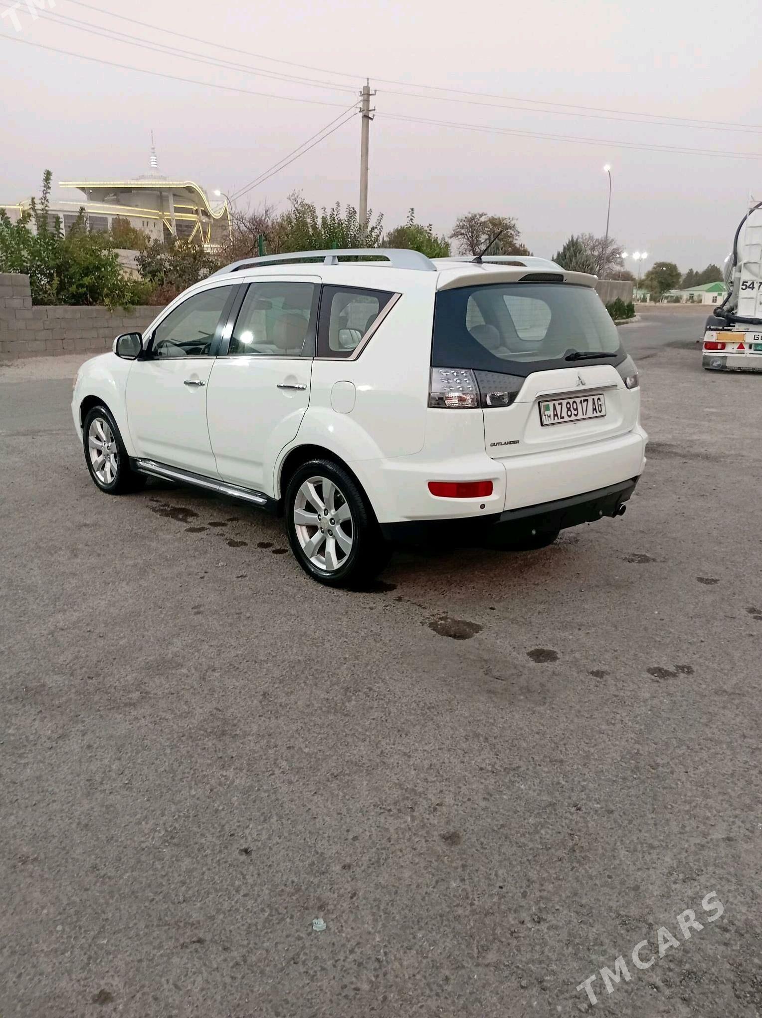 Mitsubishi Outlander 2010 - 190 000 TMT - Aşgabat - img 2