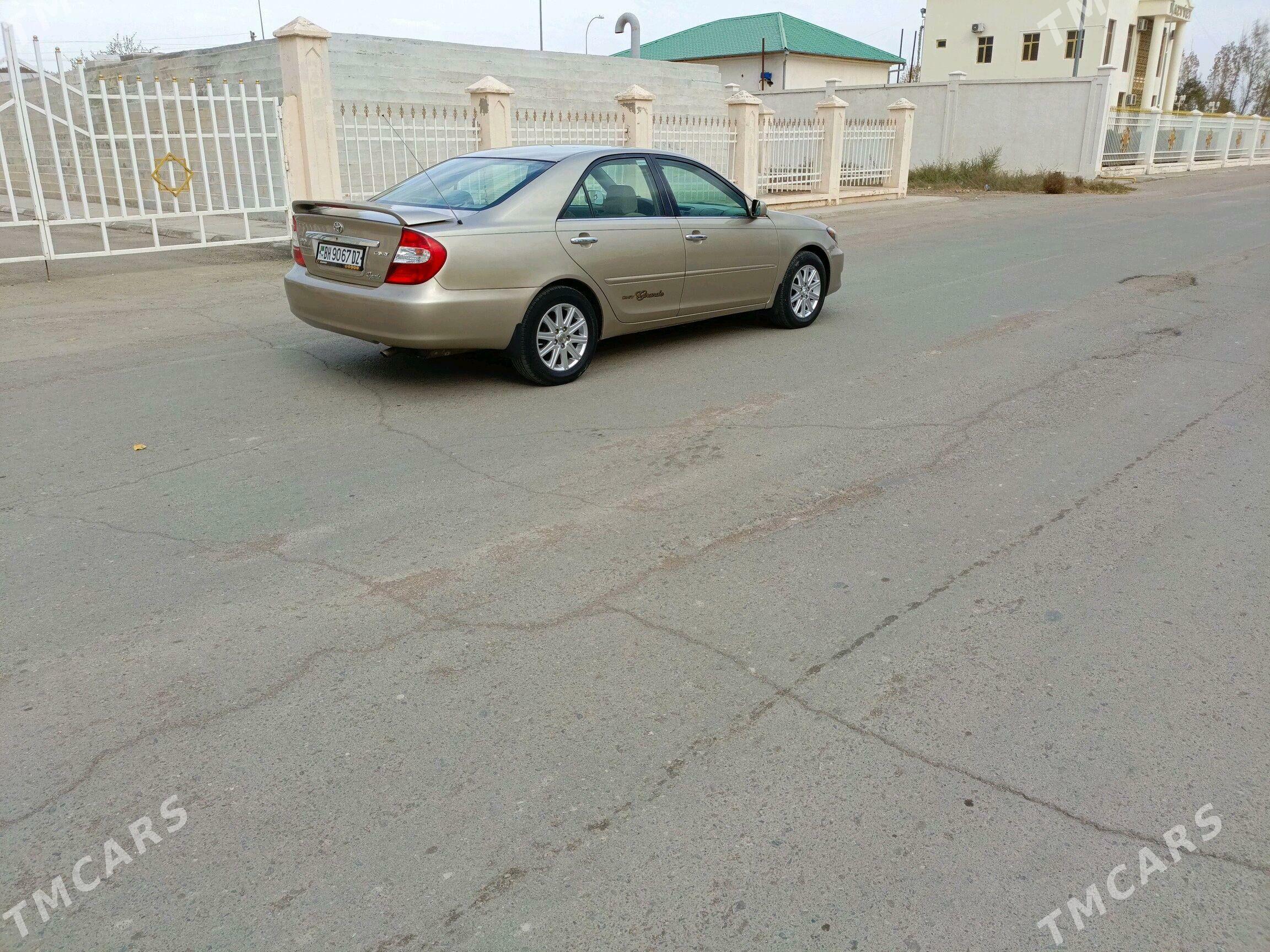 Toyota Camry 2003 - 170 000 TMT - Gubadag - img 4