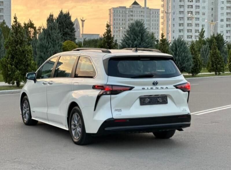 Toyota Sienna 2023 - 465 000 TMT - Ашхабад - img 3