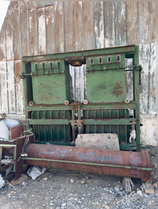 200tonnalyk press - Мары - img 3