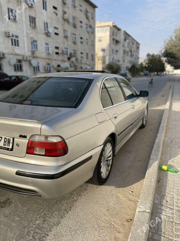 BMW E39 1999 - 100 000 TMT - Балканабат - img 3